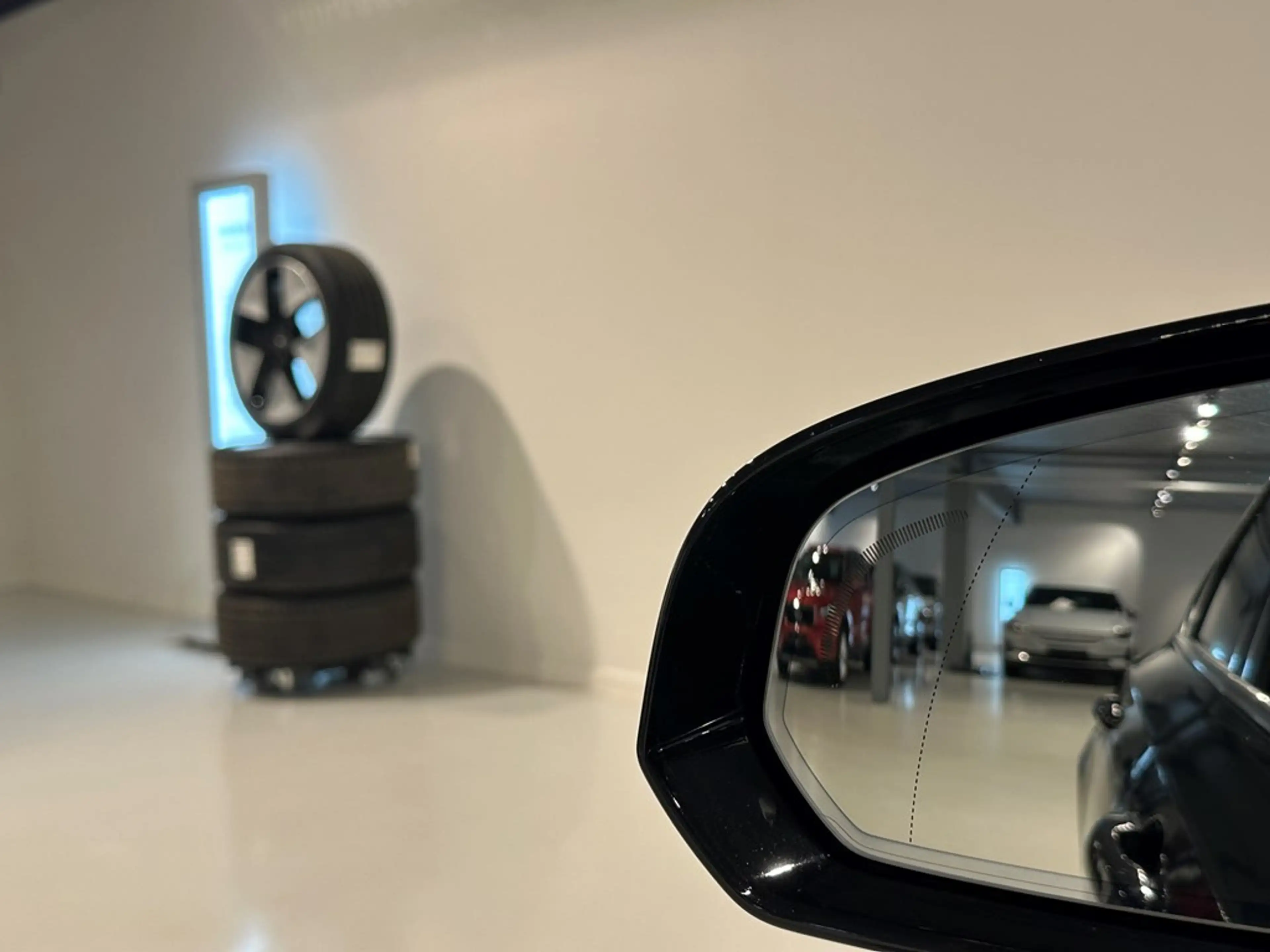 Volvo S90 T8 Recharge Bright Plus Long Range — photo 4