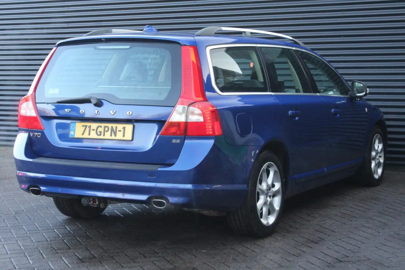 Volvo V70 3.2 Ocean Race | 2e eigenaar | Dealer onderhouden Blau - 2