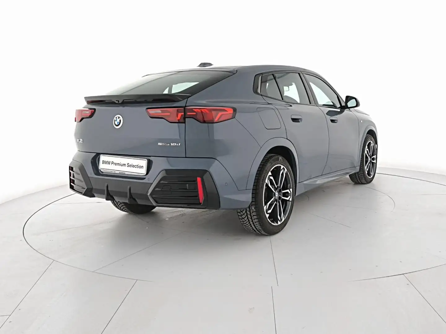 BMW X2 sDrive18d MSport Gris - 2
