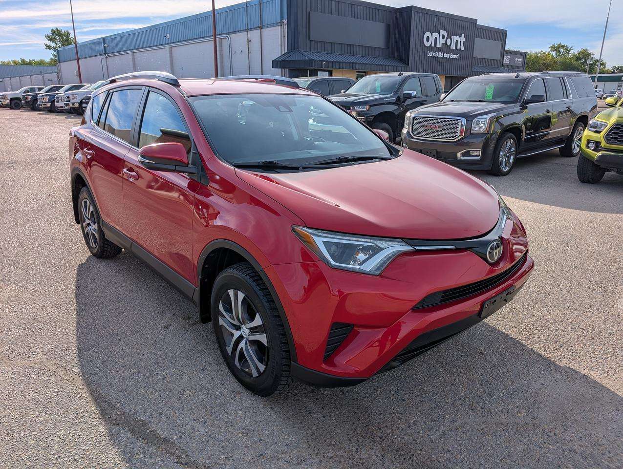 2017 Toyota RAV4 LE | Heated Seats | Back Up Camera — снимка 1