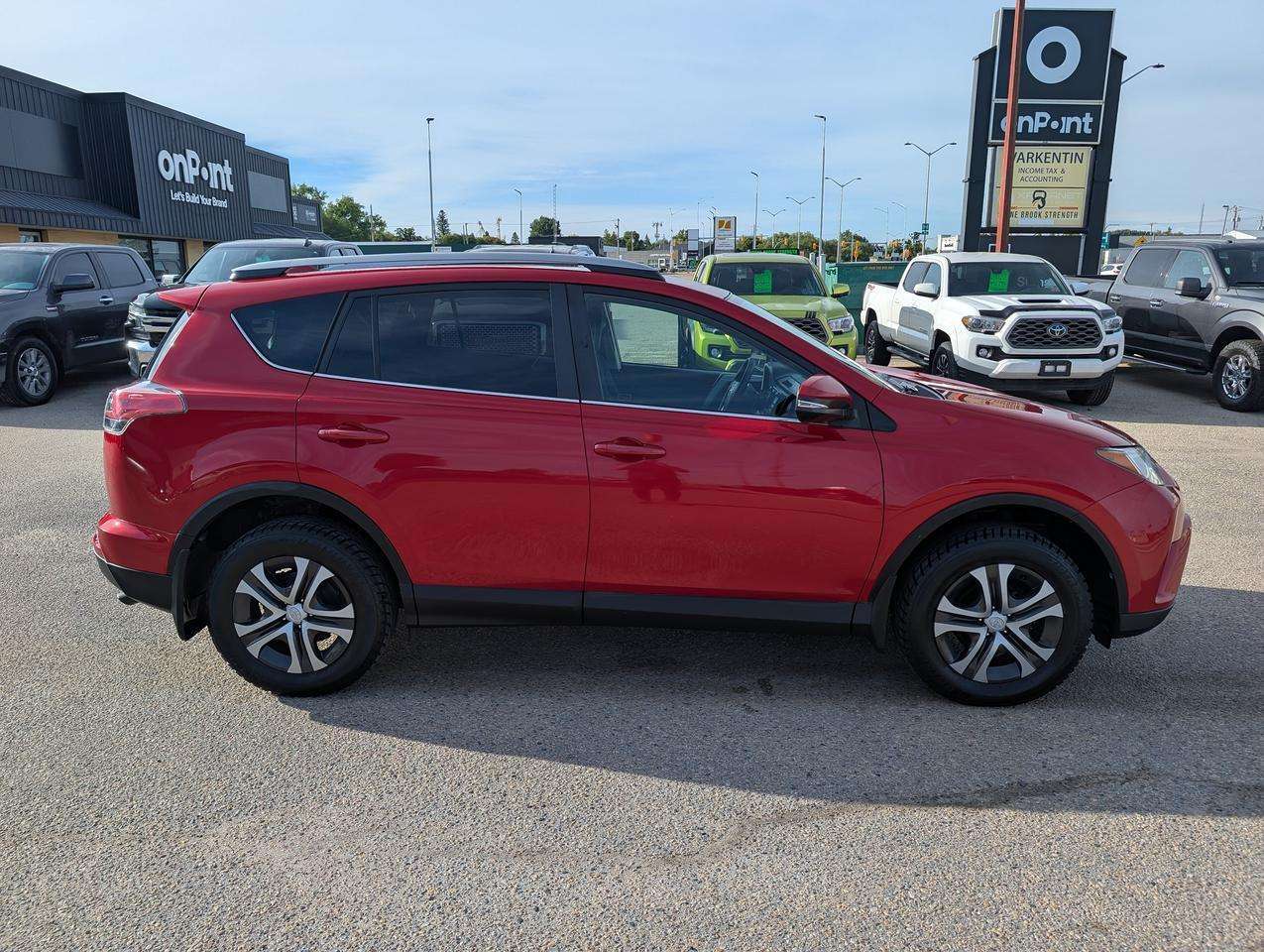 2017 Toyota RAV4 LE | Heated Seats | Back Up Camera — снимка 1
