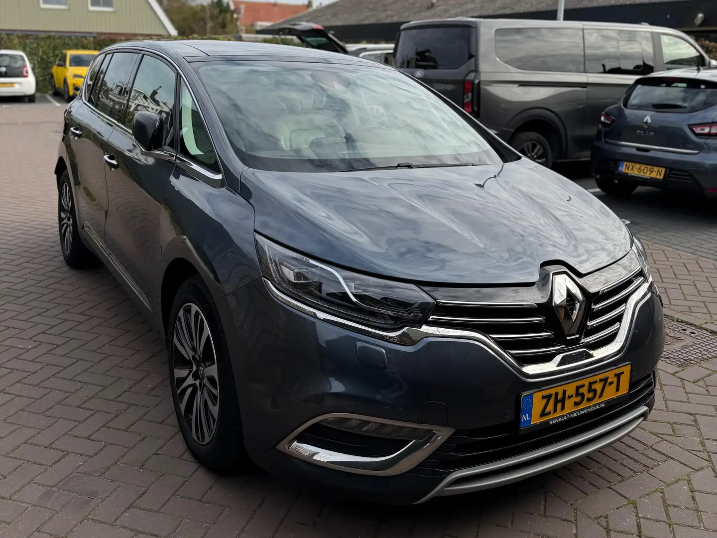 Renault Espace Espace 1.8 TCe Init. Par 5p Grijs - 1