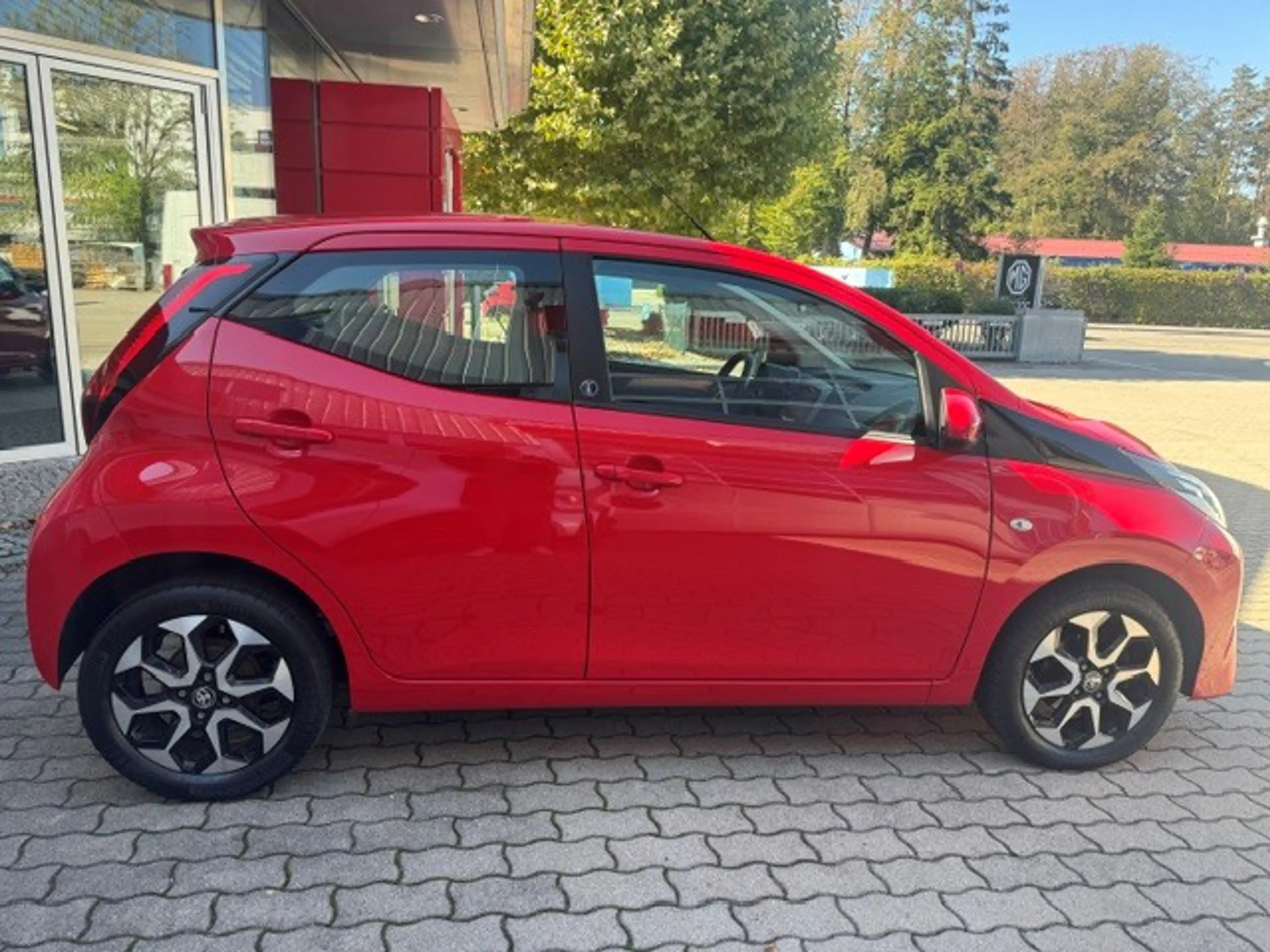 Toyota Aygo X x-play Team Deutschland *HAGELSCHADEN* — photo 7