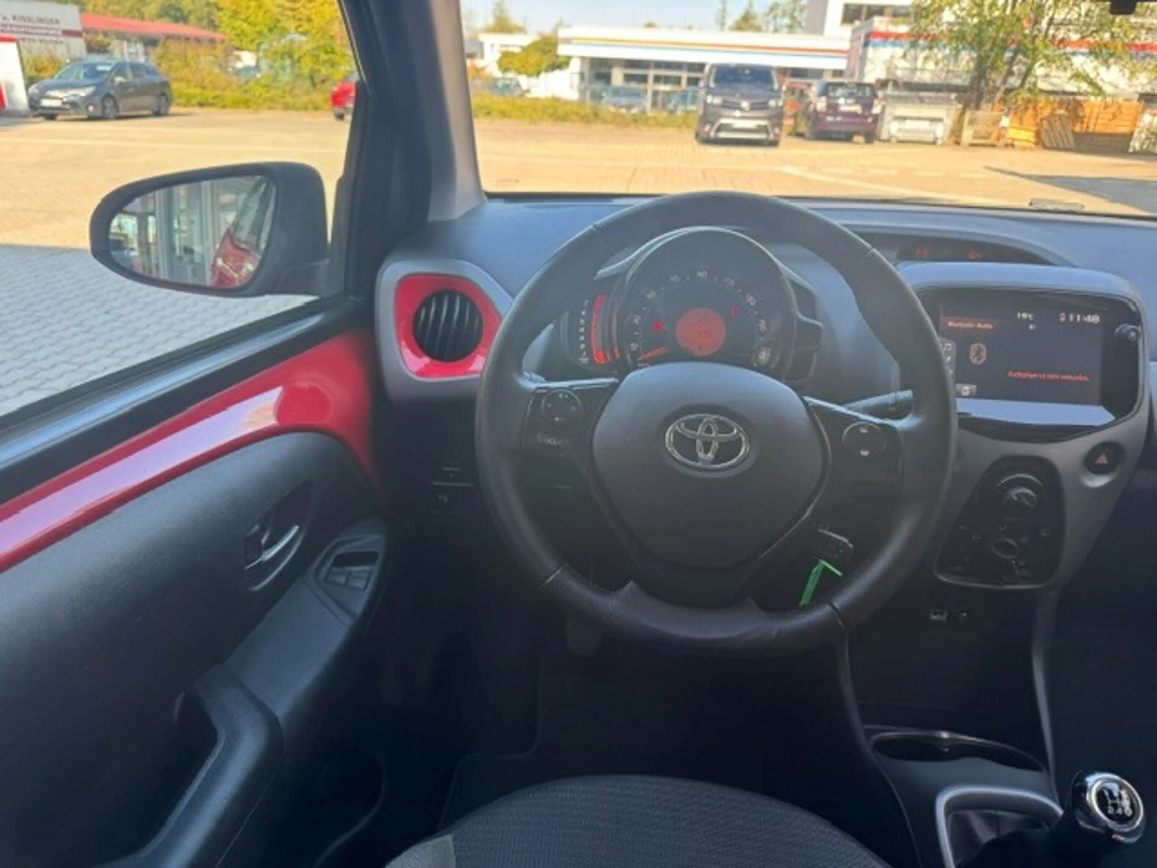 Toyota Aygo X x-play Team Deutschland *HAGELSCHADEN* — photo 15