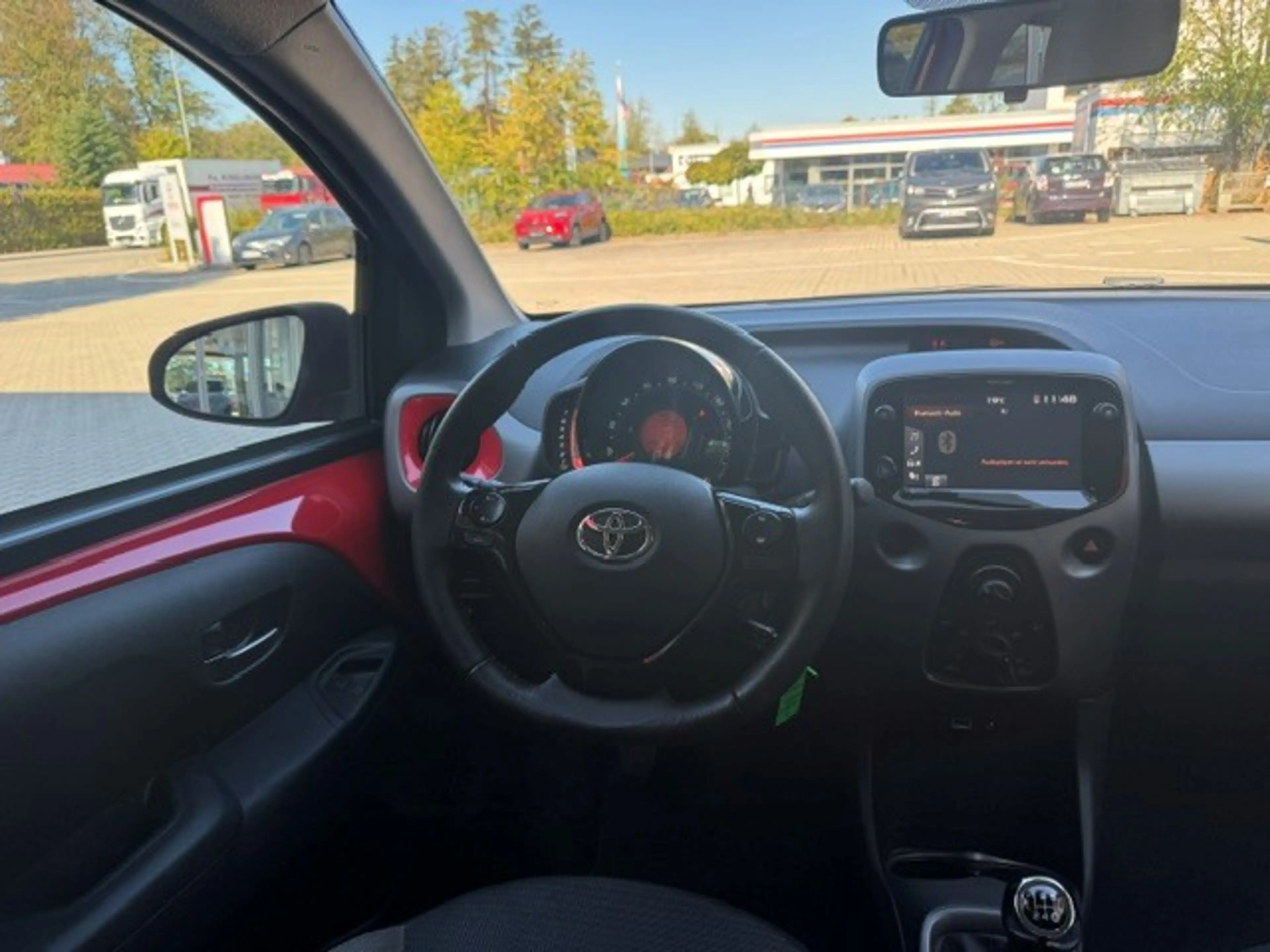 Toyota Aygo X x-play Team Deutschland *HAGELSCHADEN* — photo 14