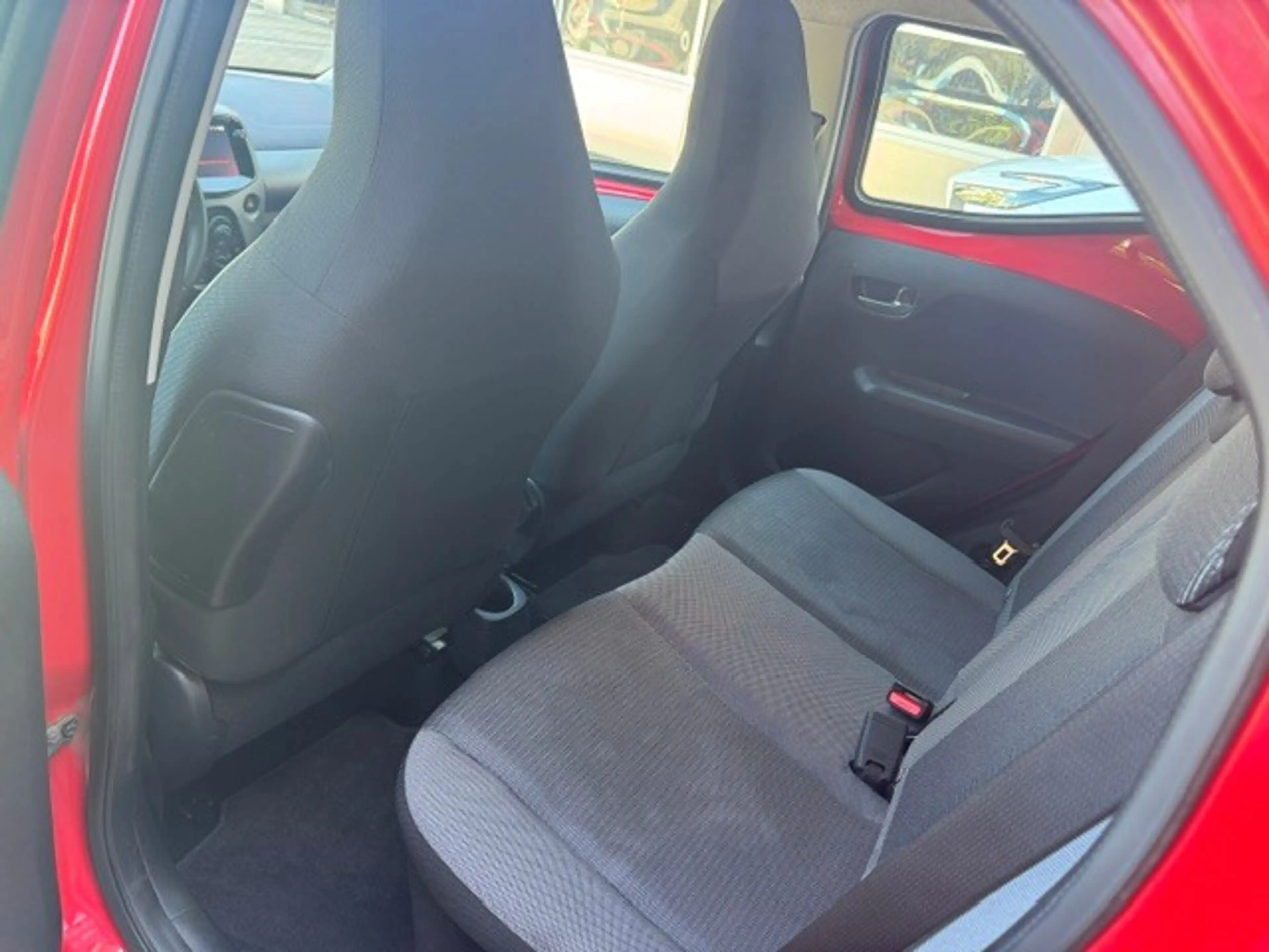 Toyota Aygo X x-play Team Deutschland *HAGELSCHADEN* — photo 16