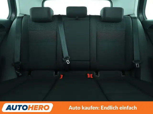 Volkswagen Golf view 15