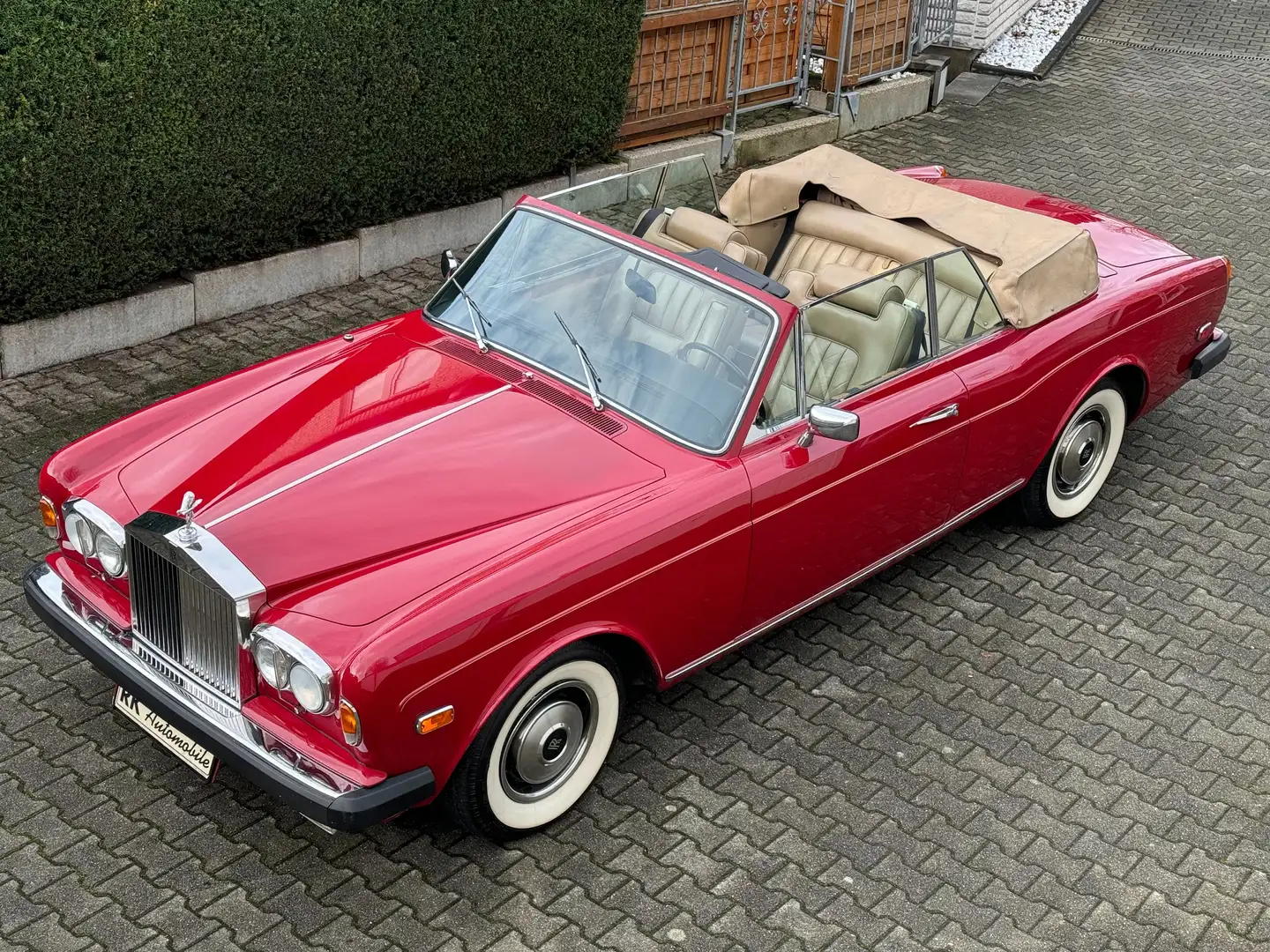 Rolls-Royce Corniche Cabrio elegante Farbkombination Červená - 2