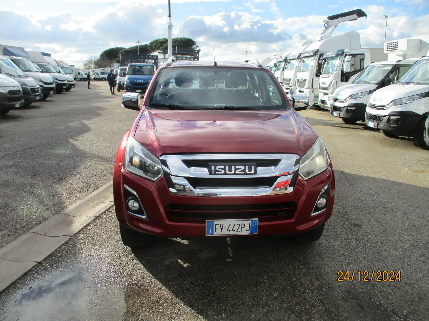 Isuzu D-Max SOLAR 1.9 TDI 163CV E6D PICK-UP 4X4 DOPPIA CABINA Rosso - 2