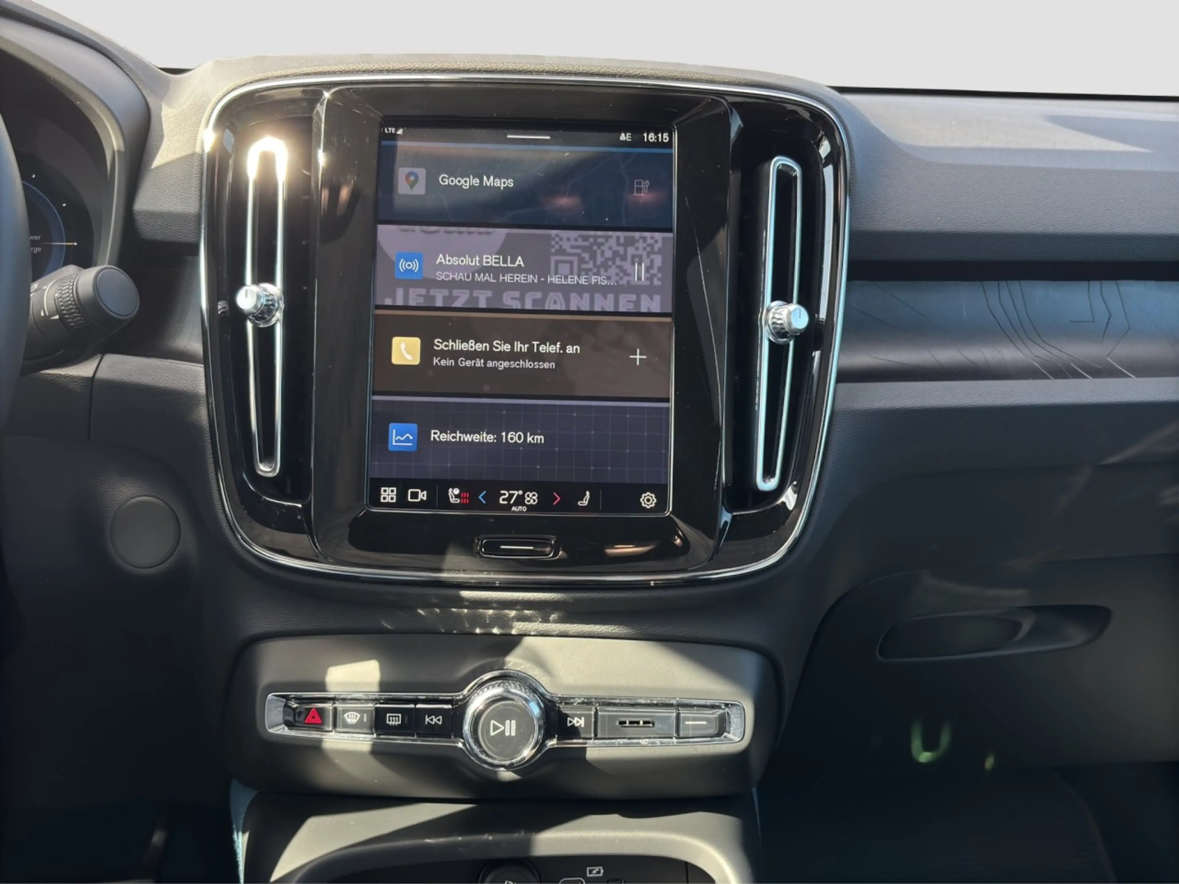 Volvo C40 Ultimate Pure Electric AWD/AHK/20Zoll+GJR Klima — photo 9
