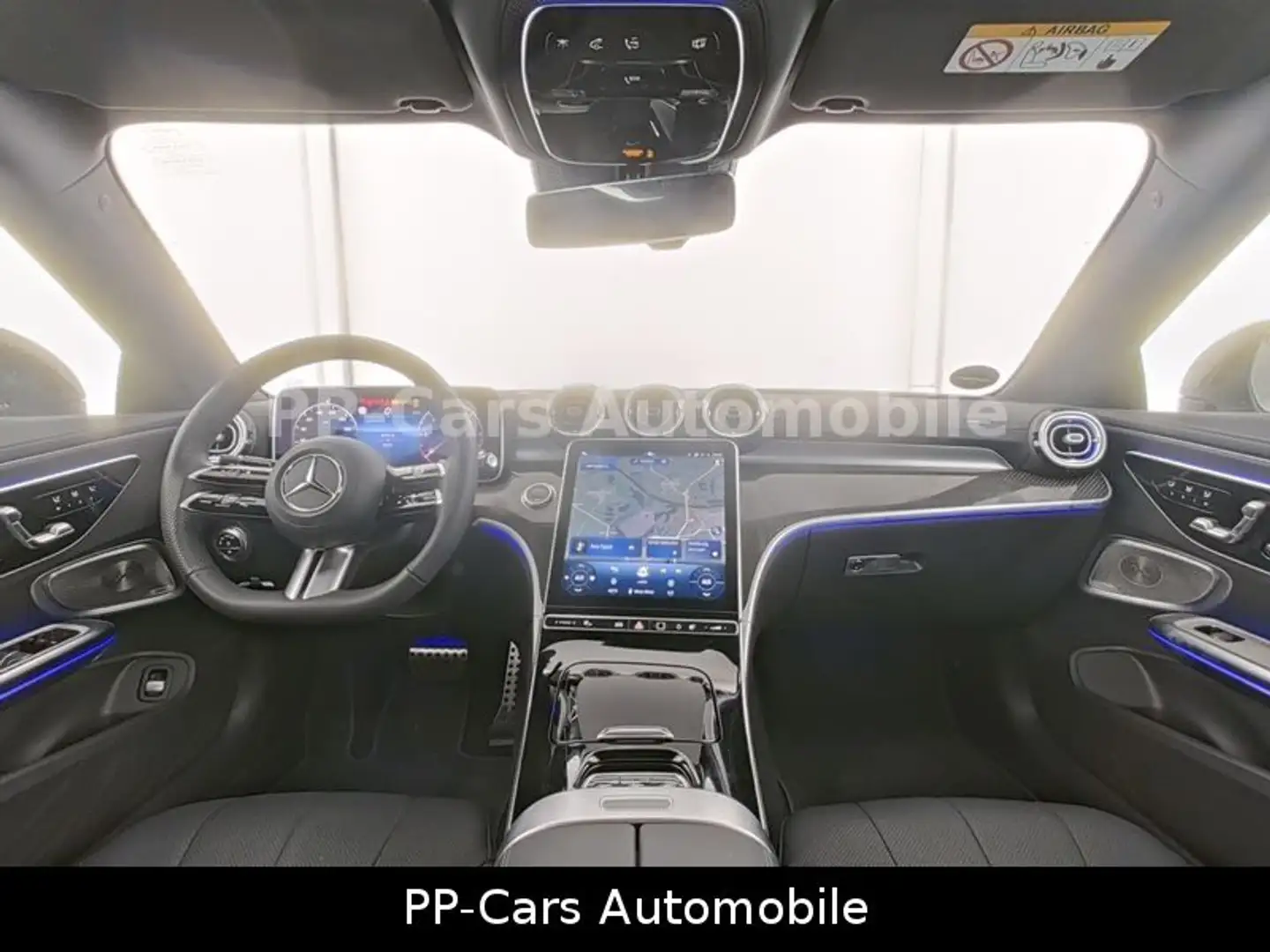 Mercedes-Benz CLE 220 d Cabrio AMG PREMIUM+*MASSAGE*Sitzk*MY26 Gris - 2