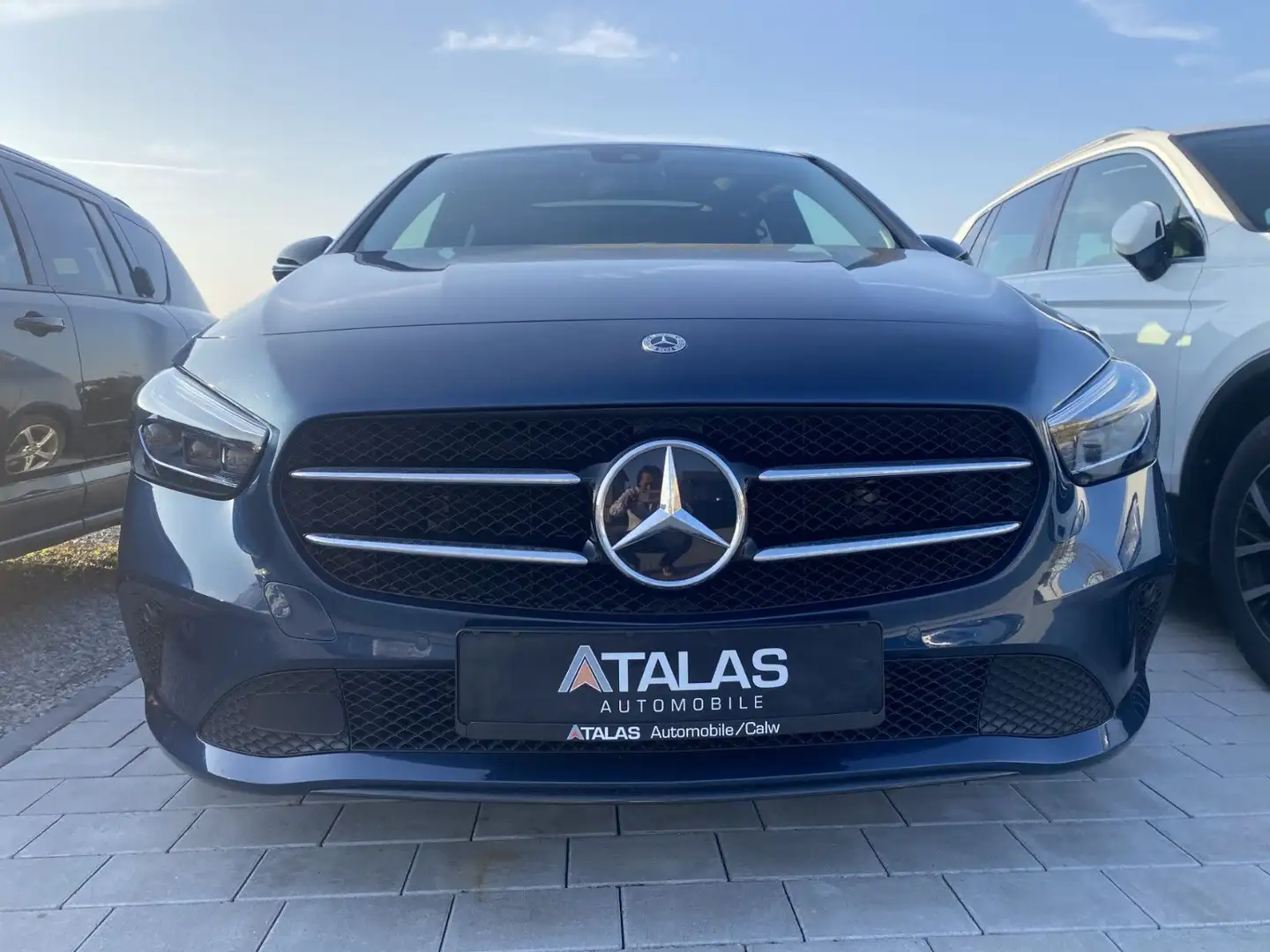 Mercedes-Benz B 180 d Progressive Night-Paket*Multibeam-Panora Bleu - 1