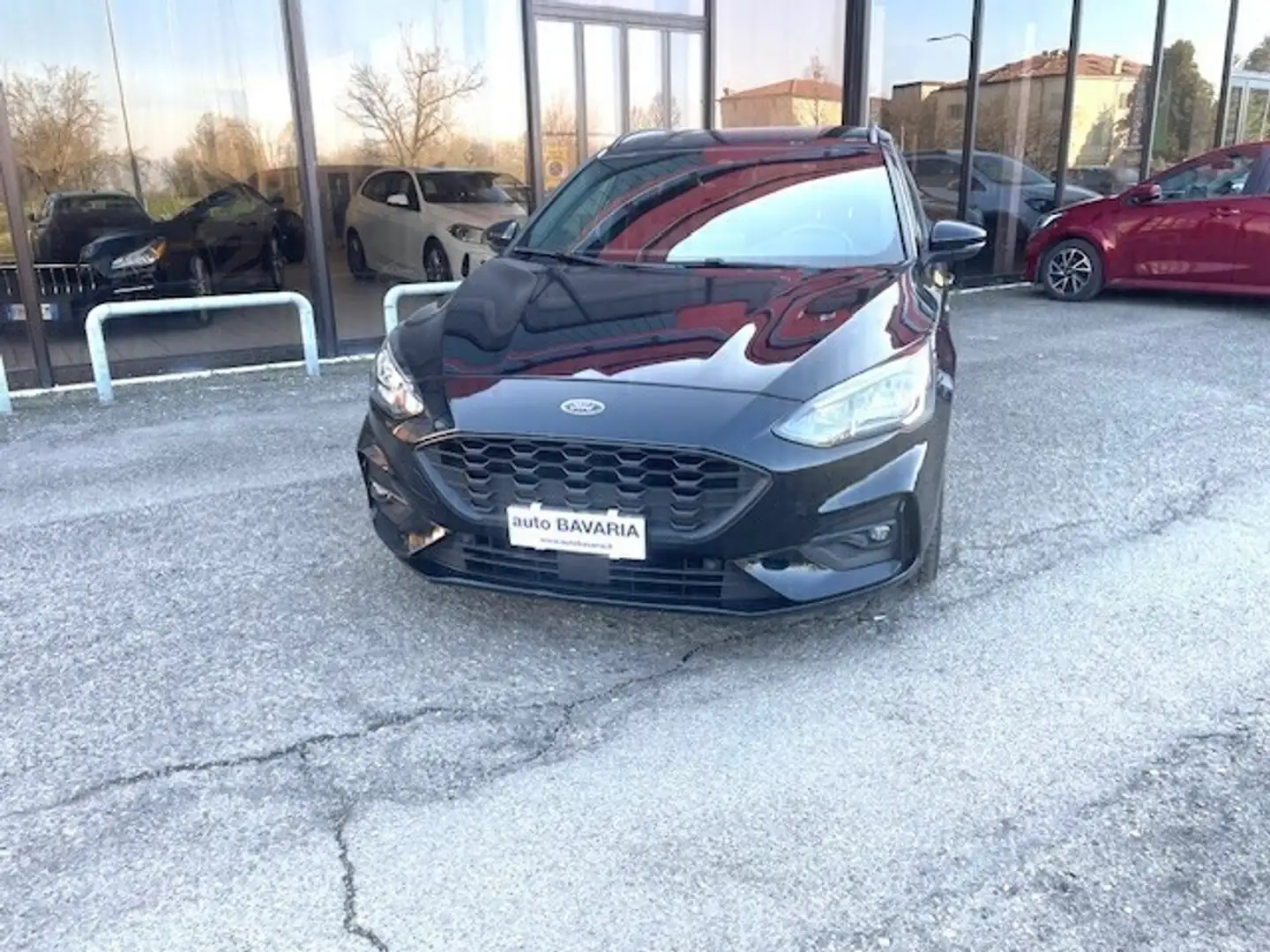 Ford Focus 2.0 EcoBlue 150 CV automatico SW ST Line X Co-Pilo Schwarz - 2