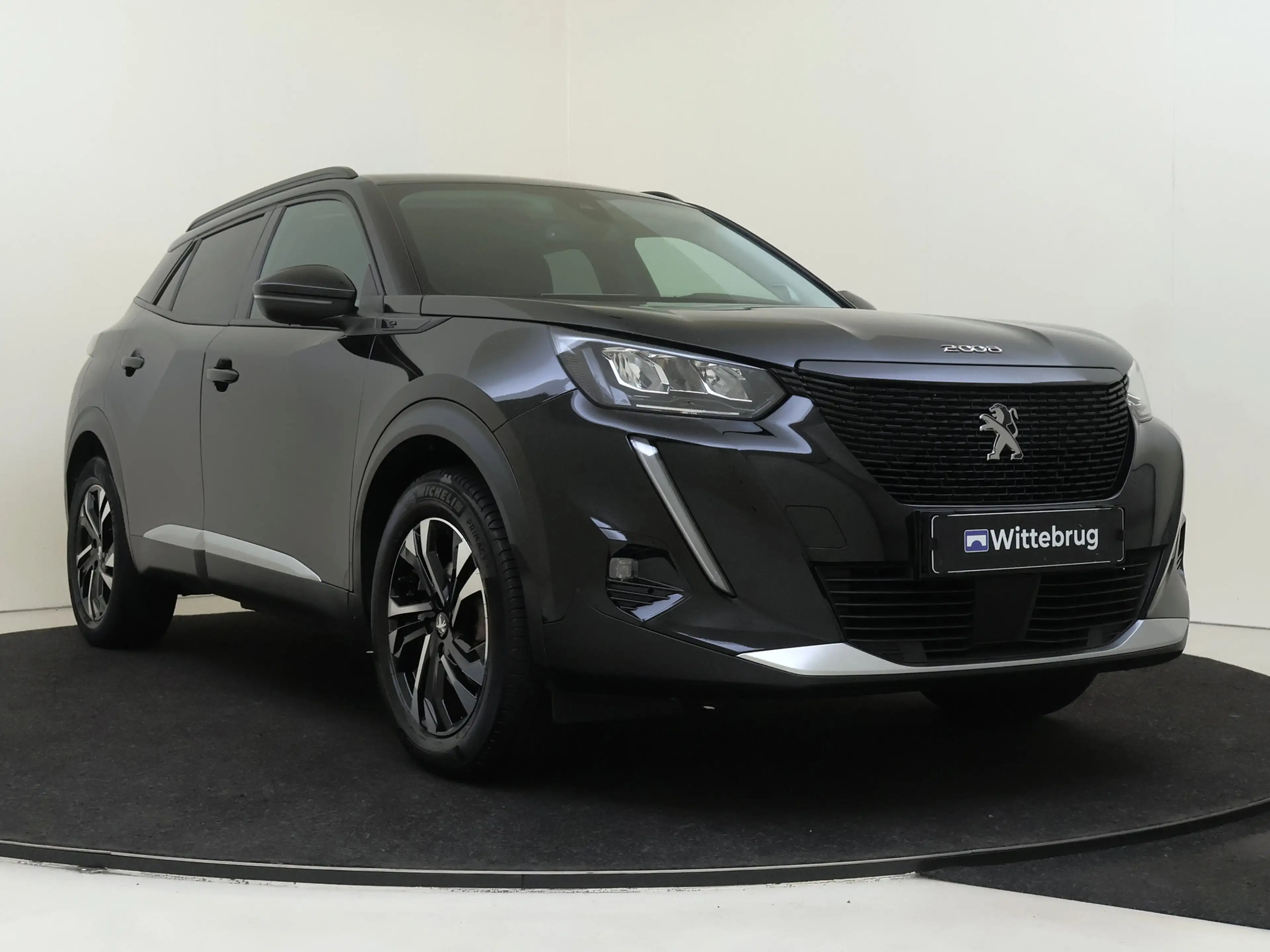 Peugeot e-2008 EV Blue Lease Allure 50 kWh — photo 3