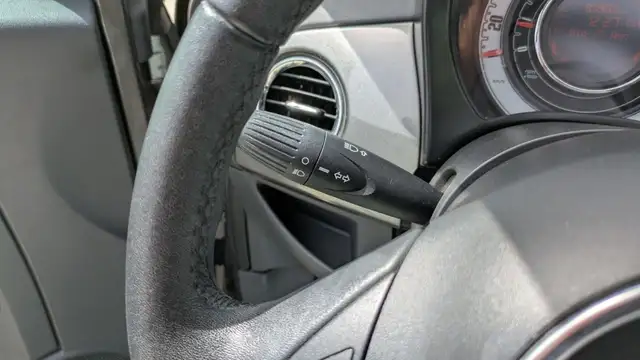 Fiat 500C view 9