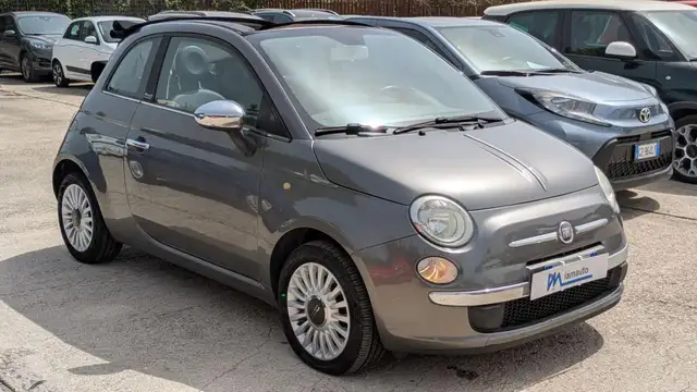 Fiat 500C view 3