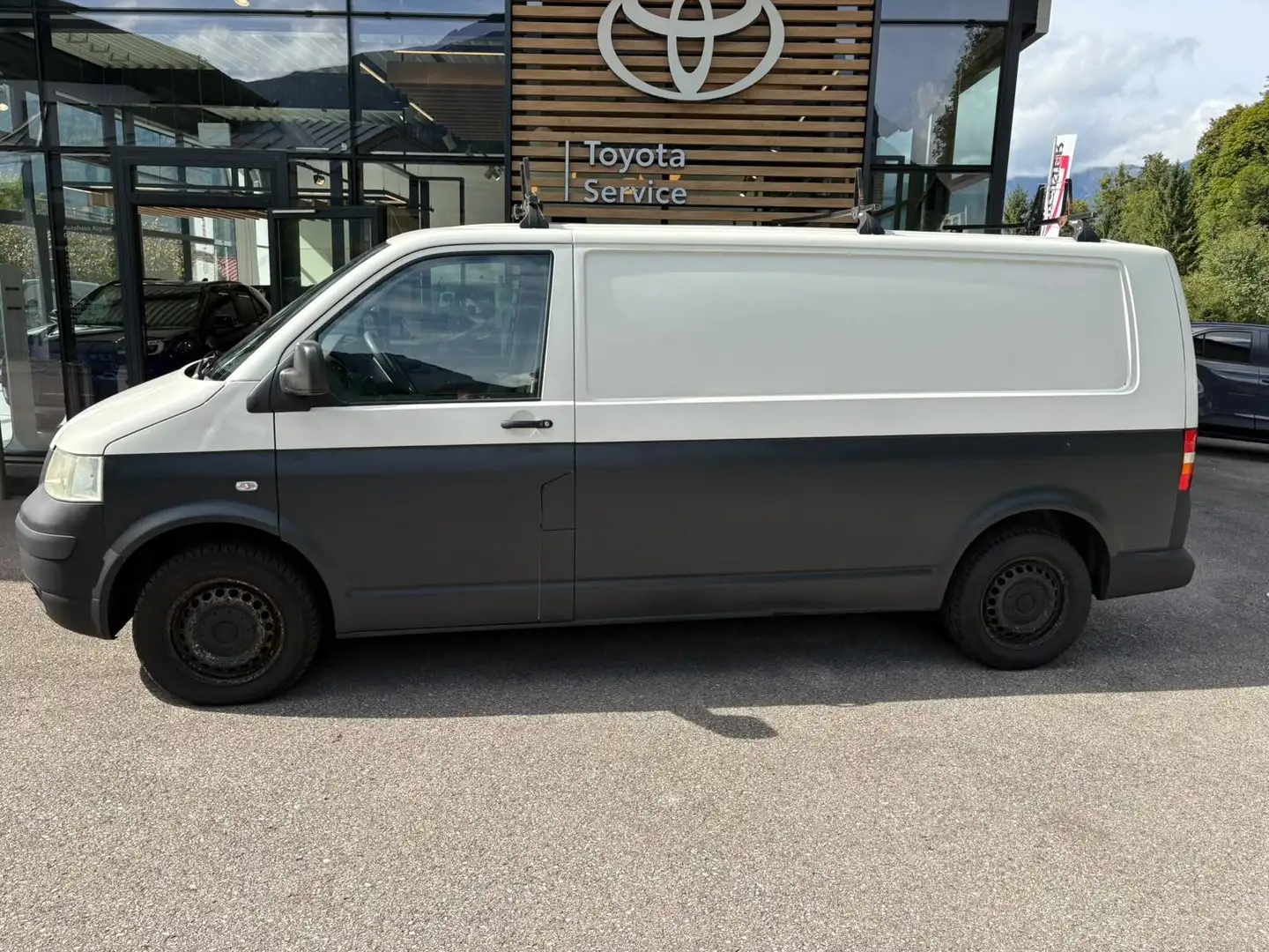Volkswagen T5 Transporter Kastenwagen 1,9 TDI Weiß - 1