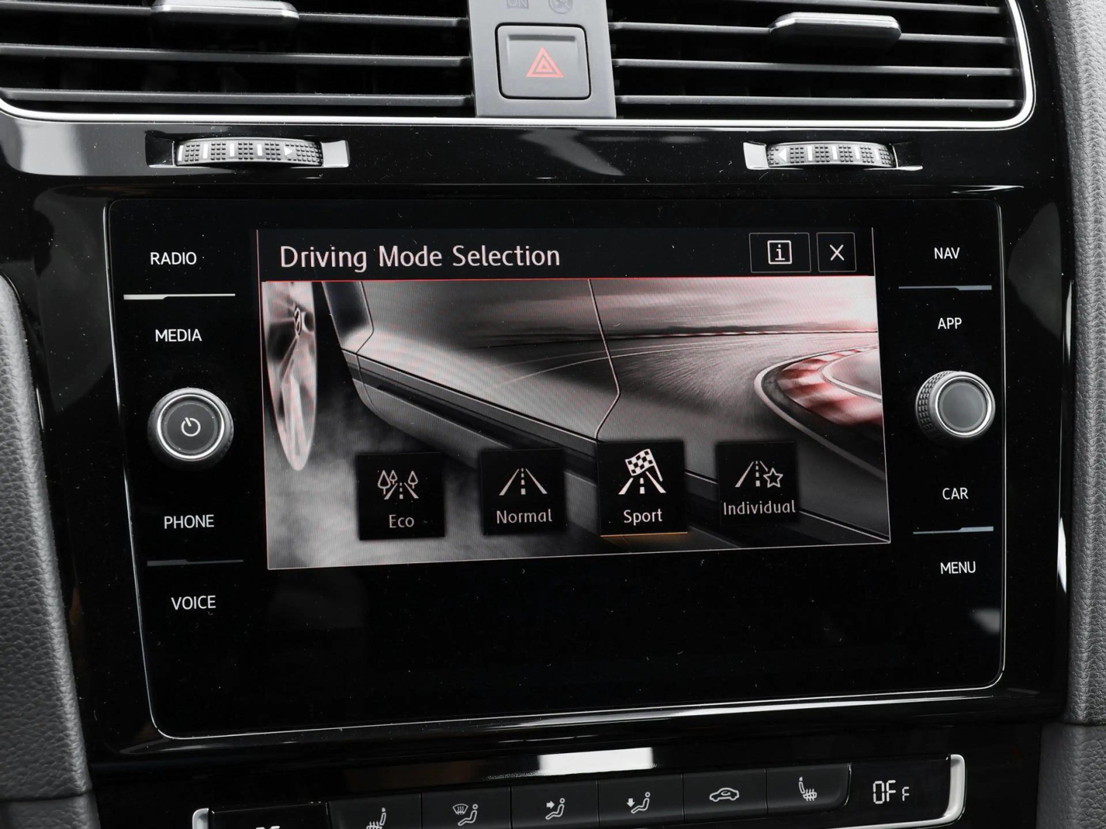 Volkswagen Golf GTI Golf VII 2.0 TSI GTI Performance Pano Navi Kamer — photo 13