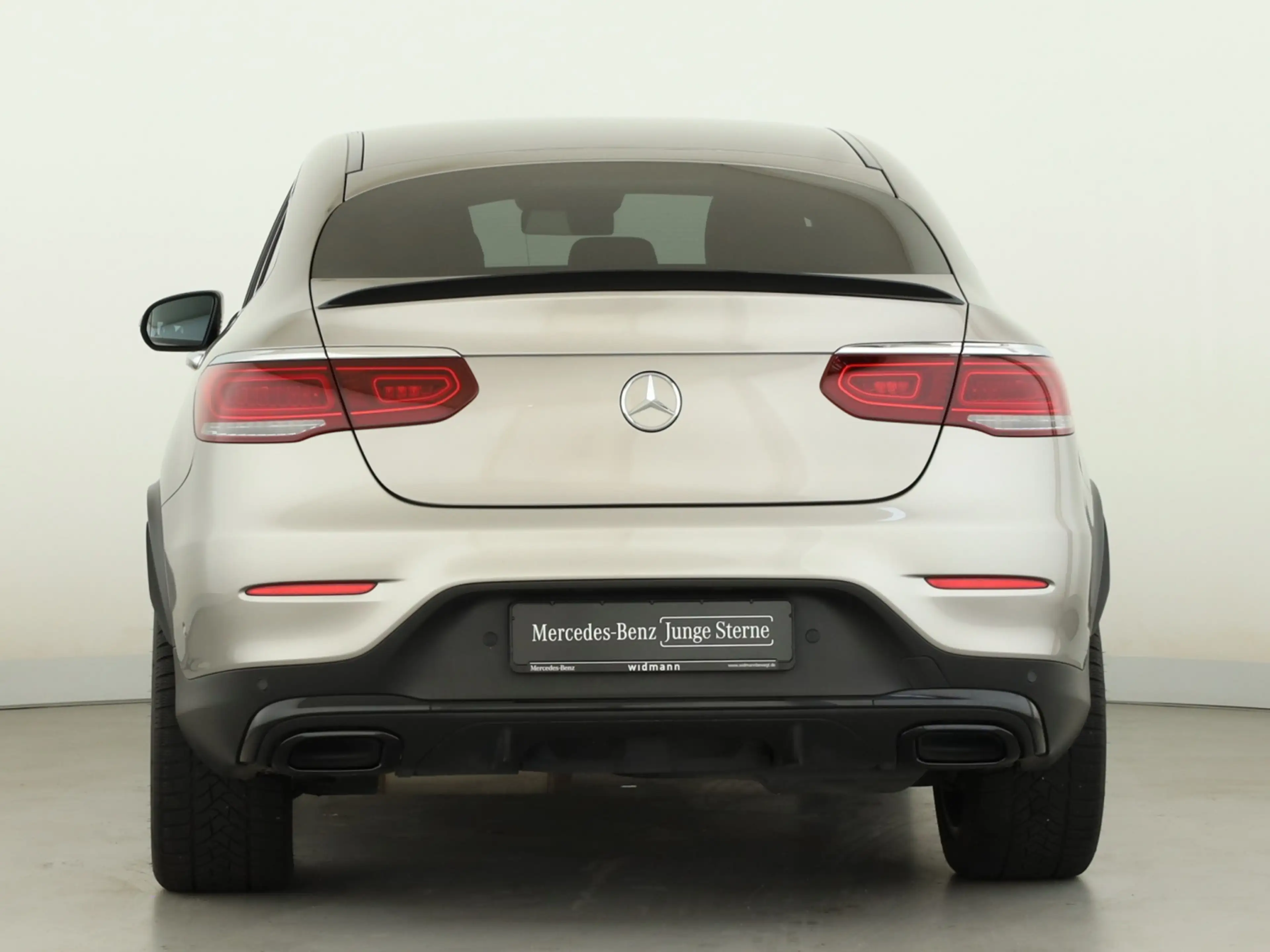 Mercedes-Benz GLC 300 d 4M Coupé *AMG*AHK*Schiebedach*HUD*360° — photo 4