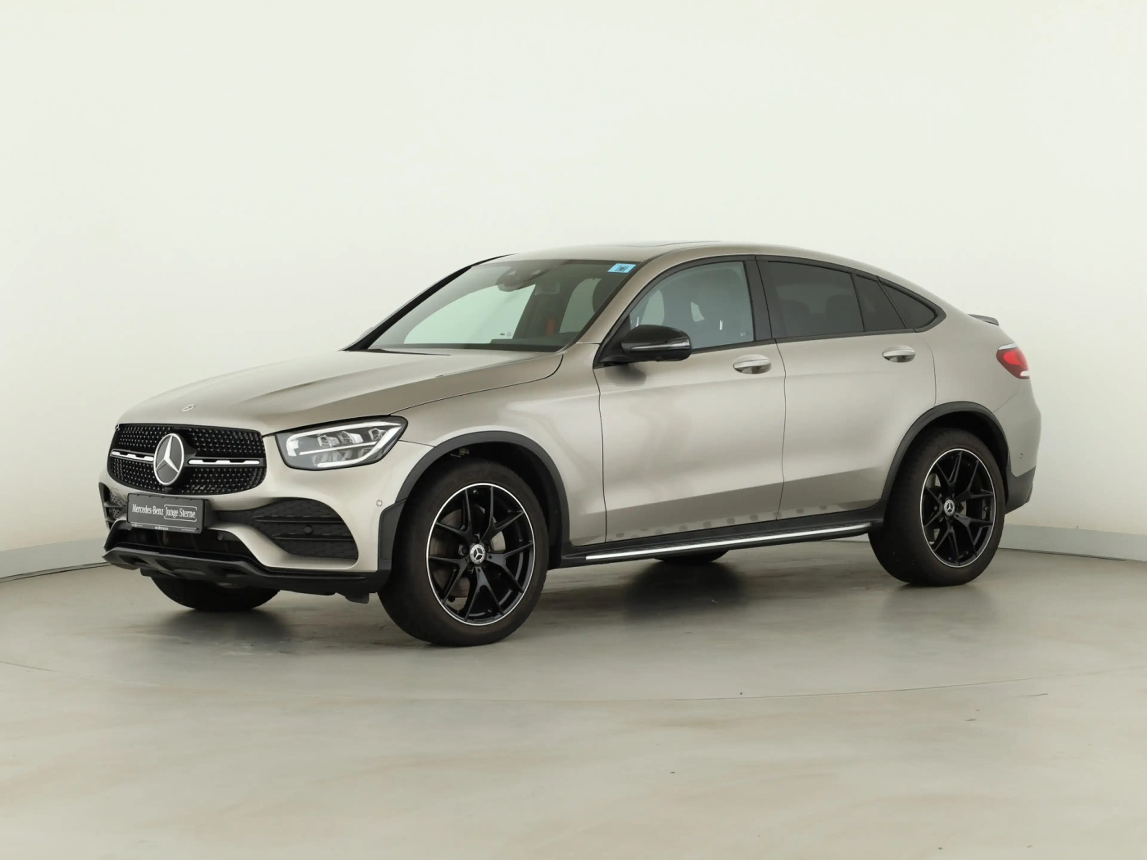 Mercedes-Benz GLC 300 d 4M Coupé *AMG*AHK*Schiebedach*HUD*360° — photo 5