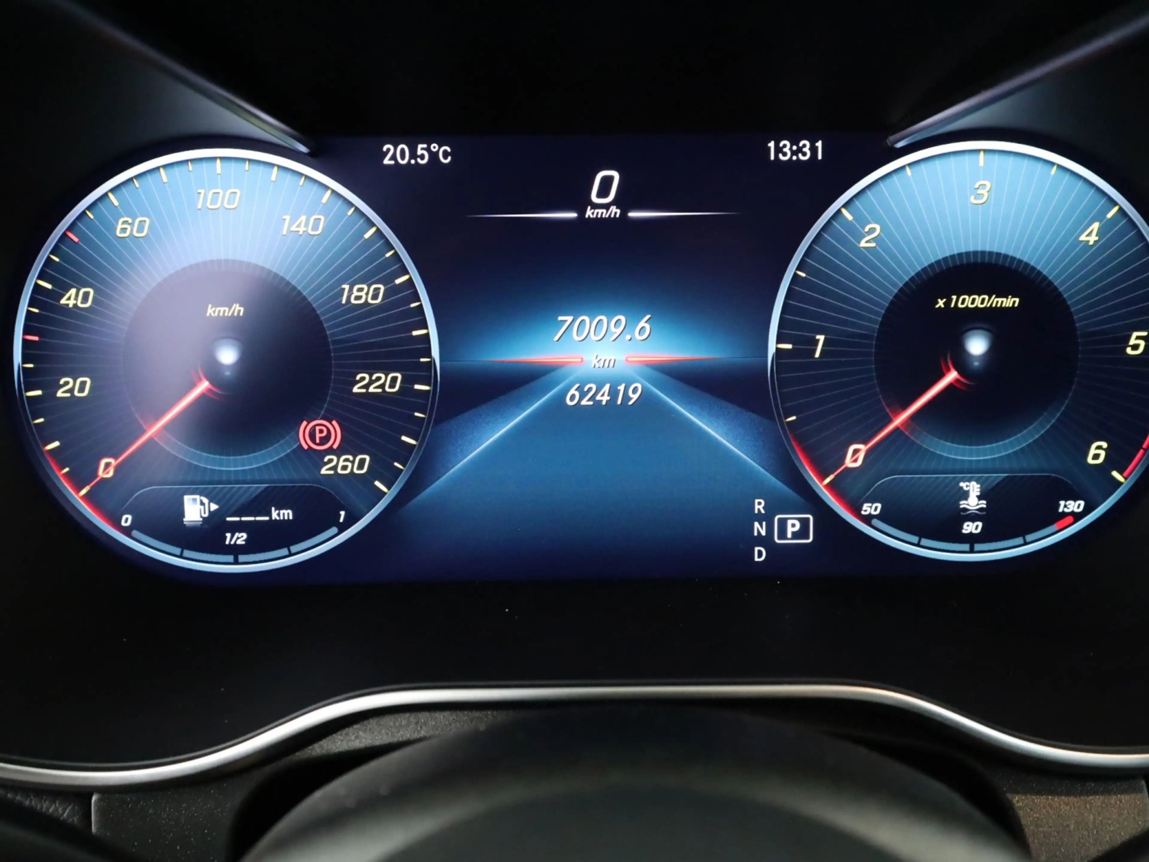 Mercedes-Benz GLC 300 d 4M Coupé *AMG*AHK*Schiebedach*HUD*360° — photo 12