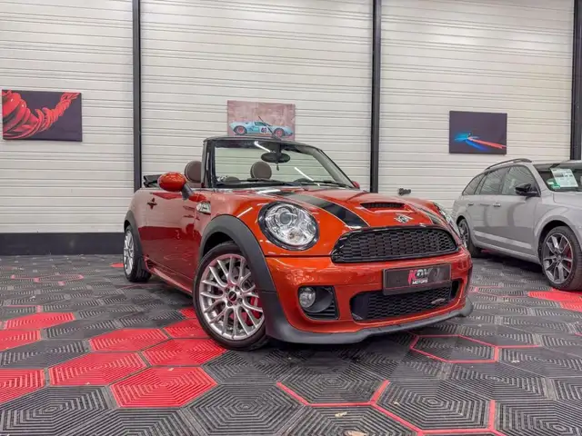 MINI One JCW R57 CABRIOLET 1.6 211 BVM6