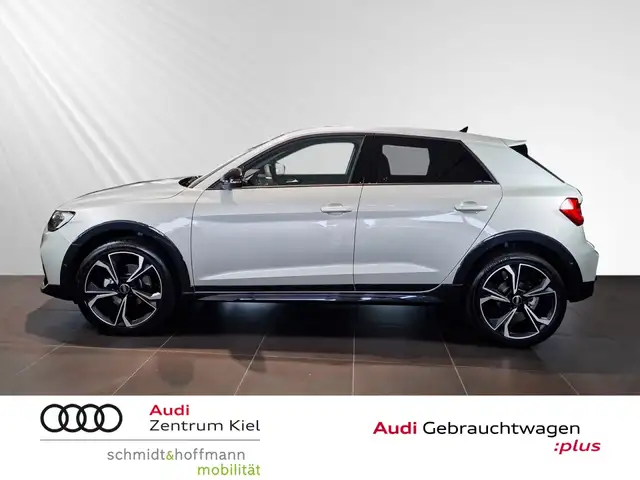 Audi A1 view 3