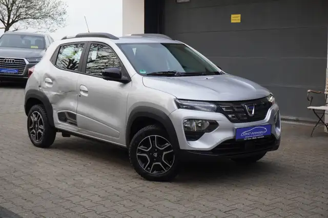Dacia Spring Comfort Plus tLEDER+KLIMA+NAVI+KAMERA+TEMPOMAT+1Hd