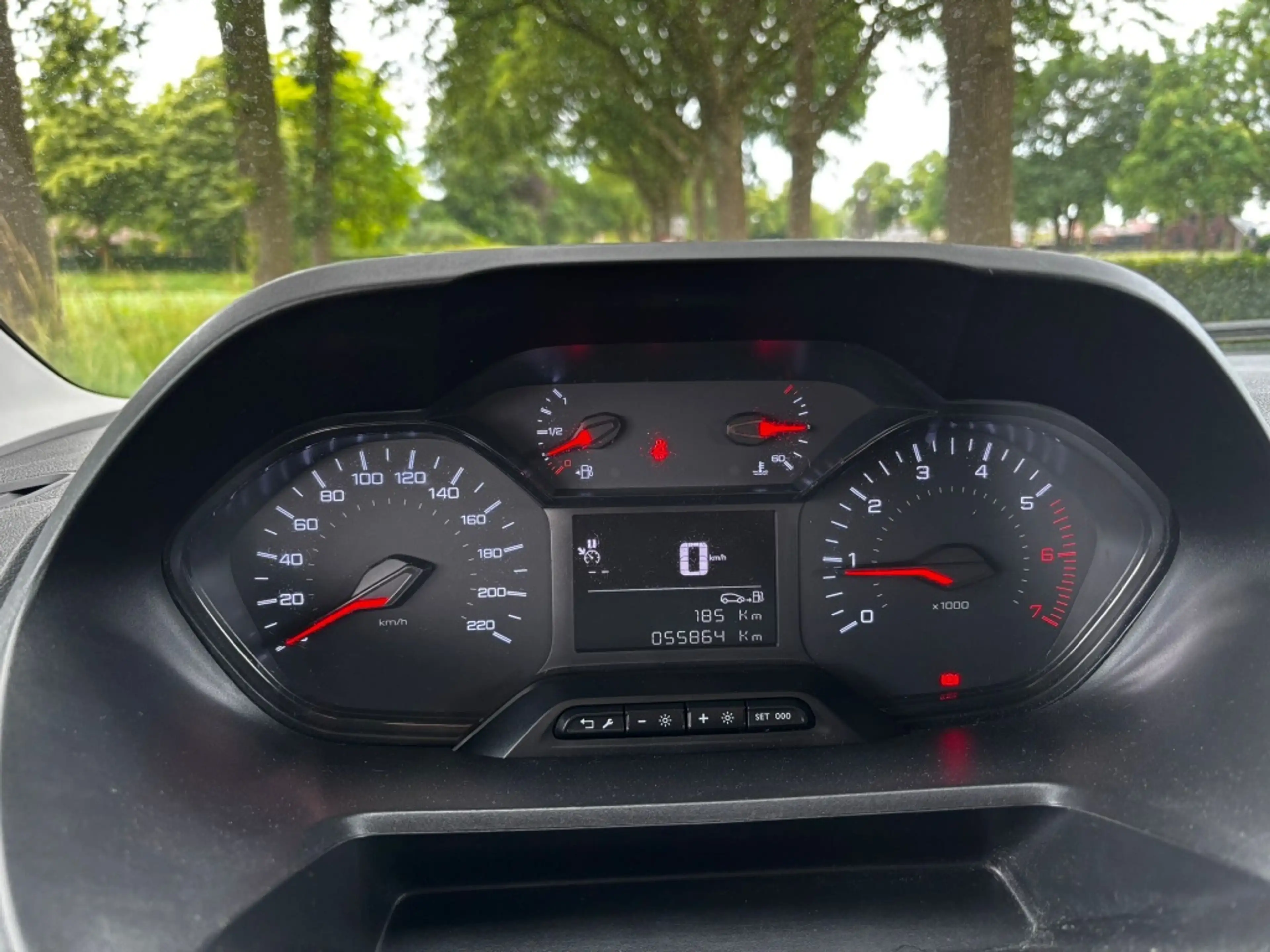 Peugeot Partner 1.2 PT. Premium — photo 14
