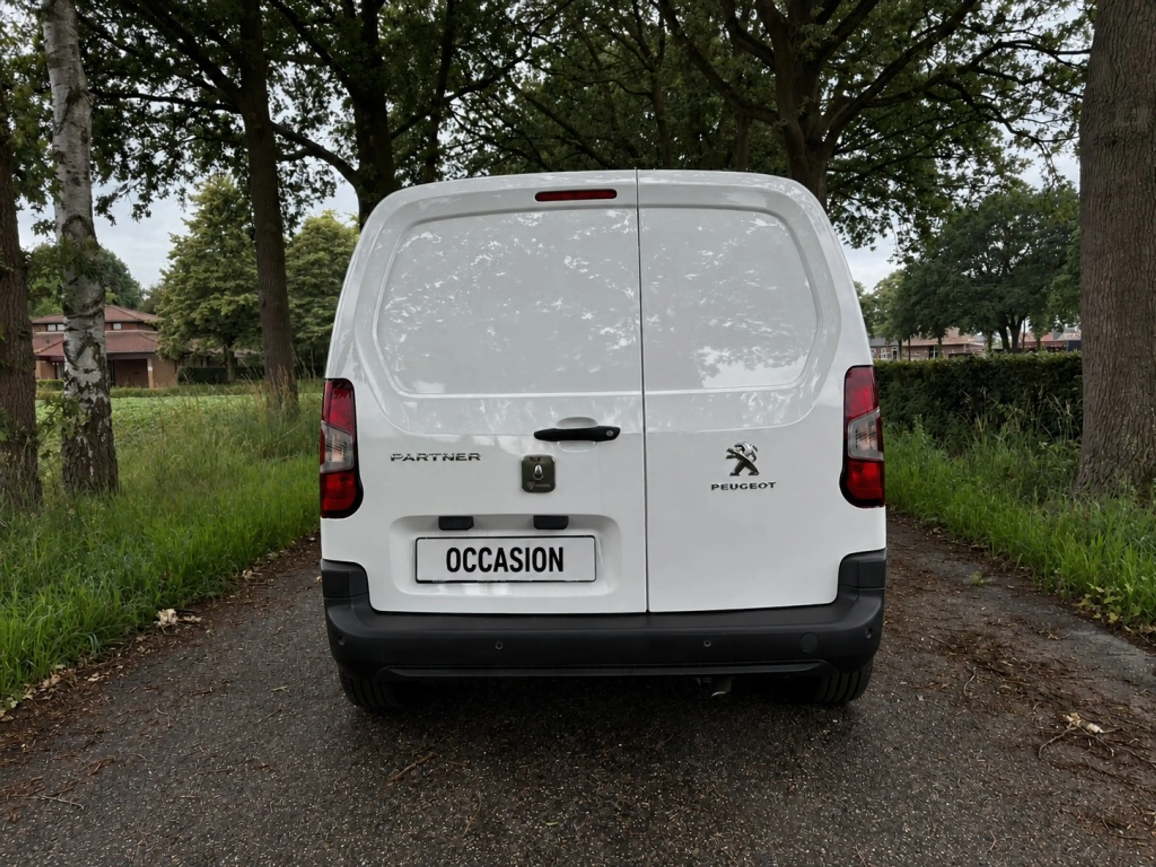Peugeot Partner 1.2 PT. Premium — photo 5