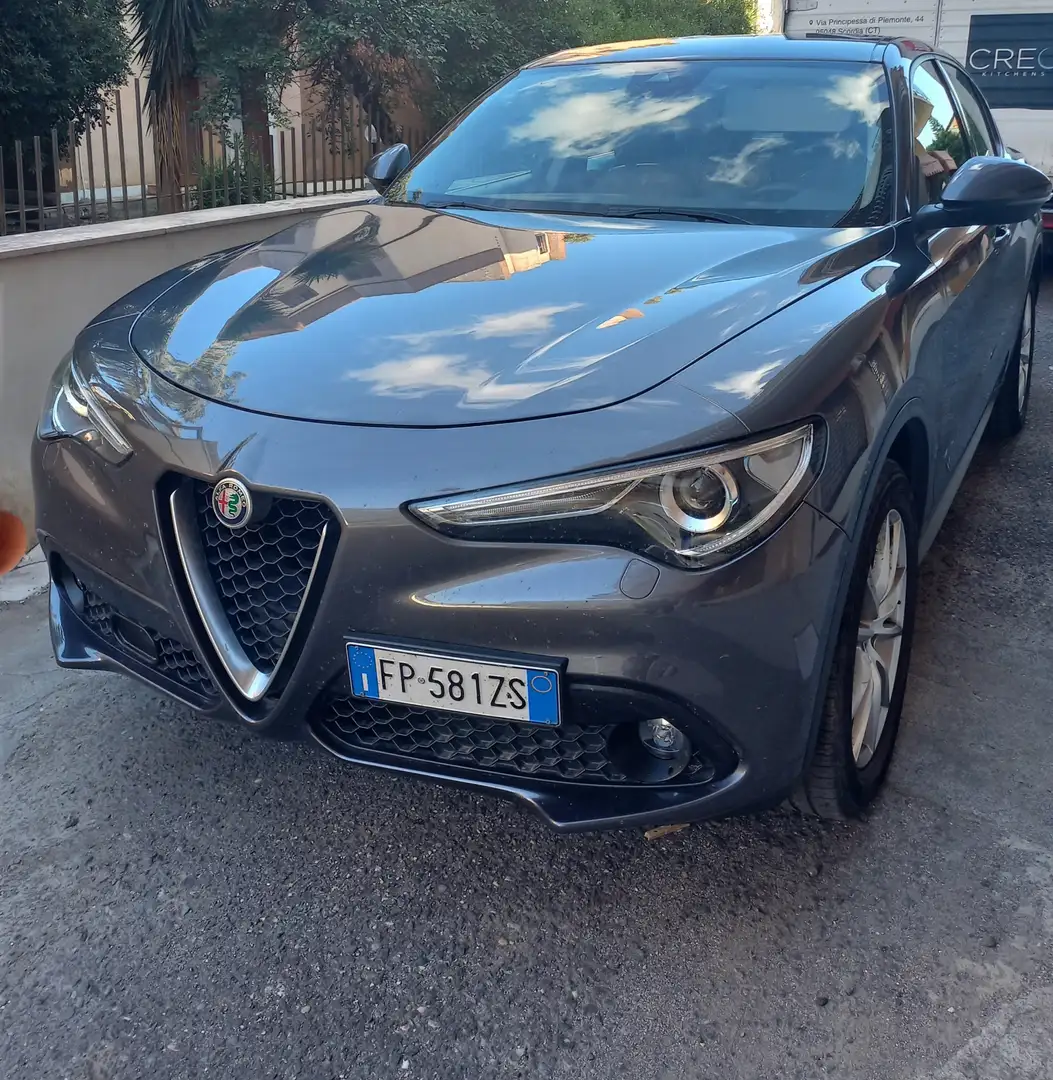 Alfa Romeo Stelvio 2.2 t Business Q4 180cv auto - 2