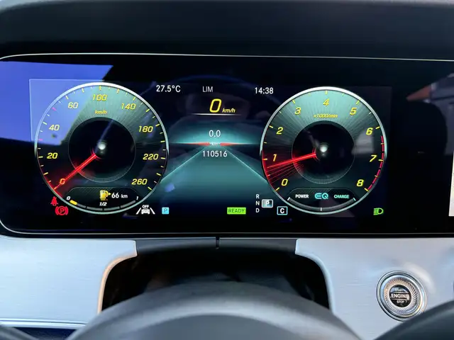 Mercedes-Benz E-Class view 15