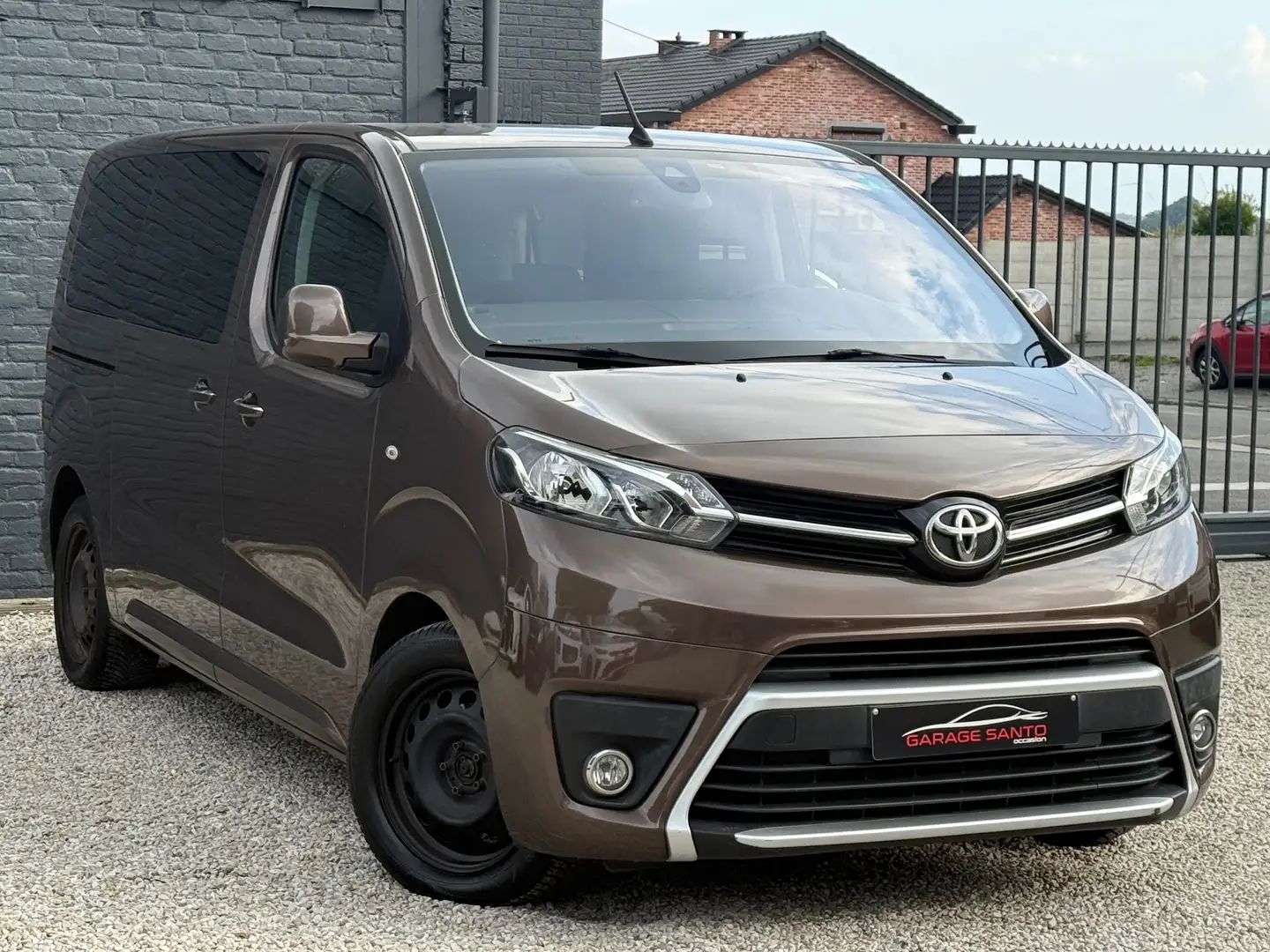 Toyota Proace Proace Verso 1.6 D-4D A.c 8 Places Minibus Euro6b Braun - 2