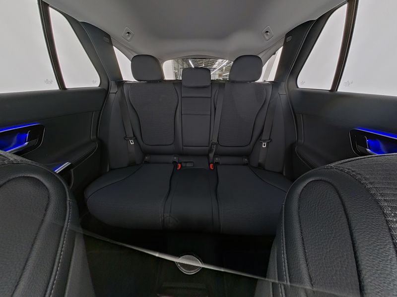 Mercedes-Benz C 180 T Avantgarde dkl.Scheiben AHK Soundsystem — photo 9