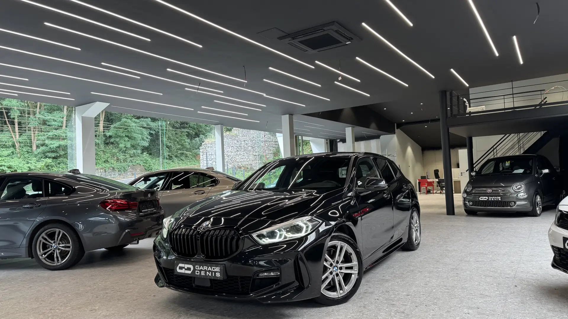 BMW 116 dA *PACK M**BOITE-AUTO**LED**GPS**GARANTIE* Noir - 1