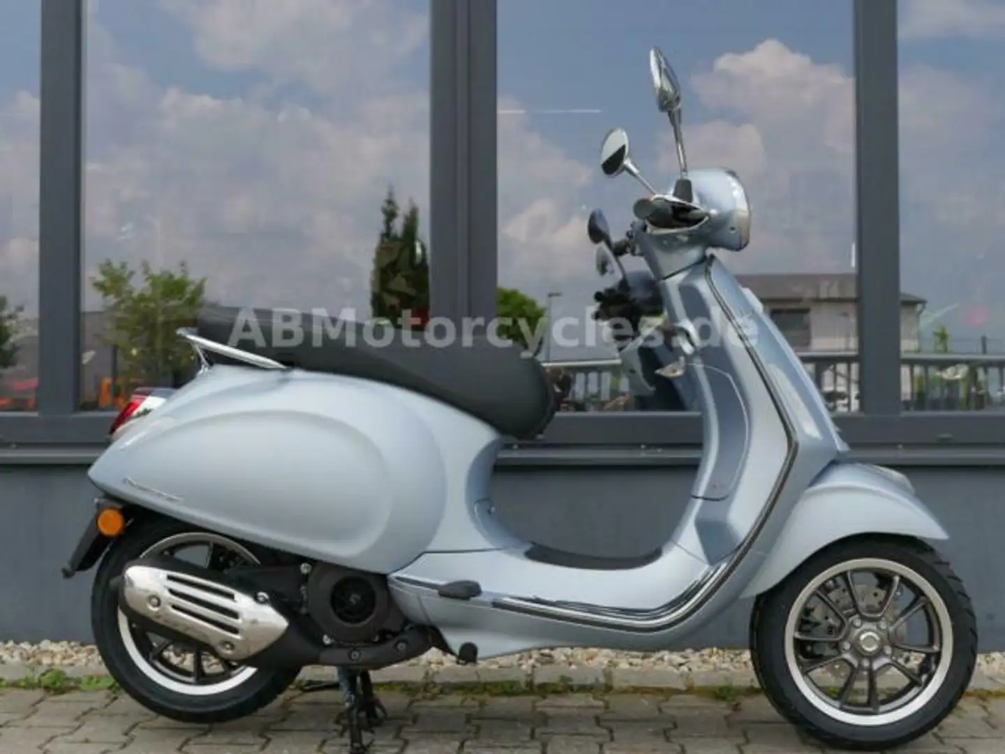 Vespa Primavera 125 S - Lager - alle Farben - 2