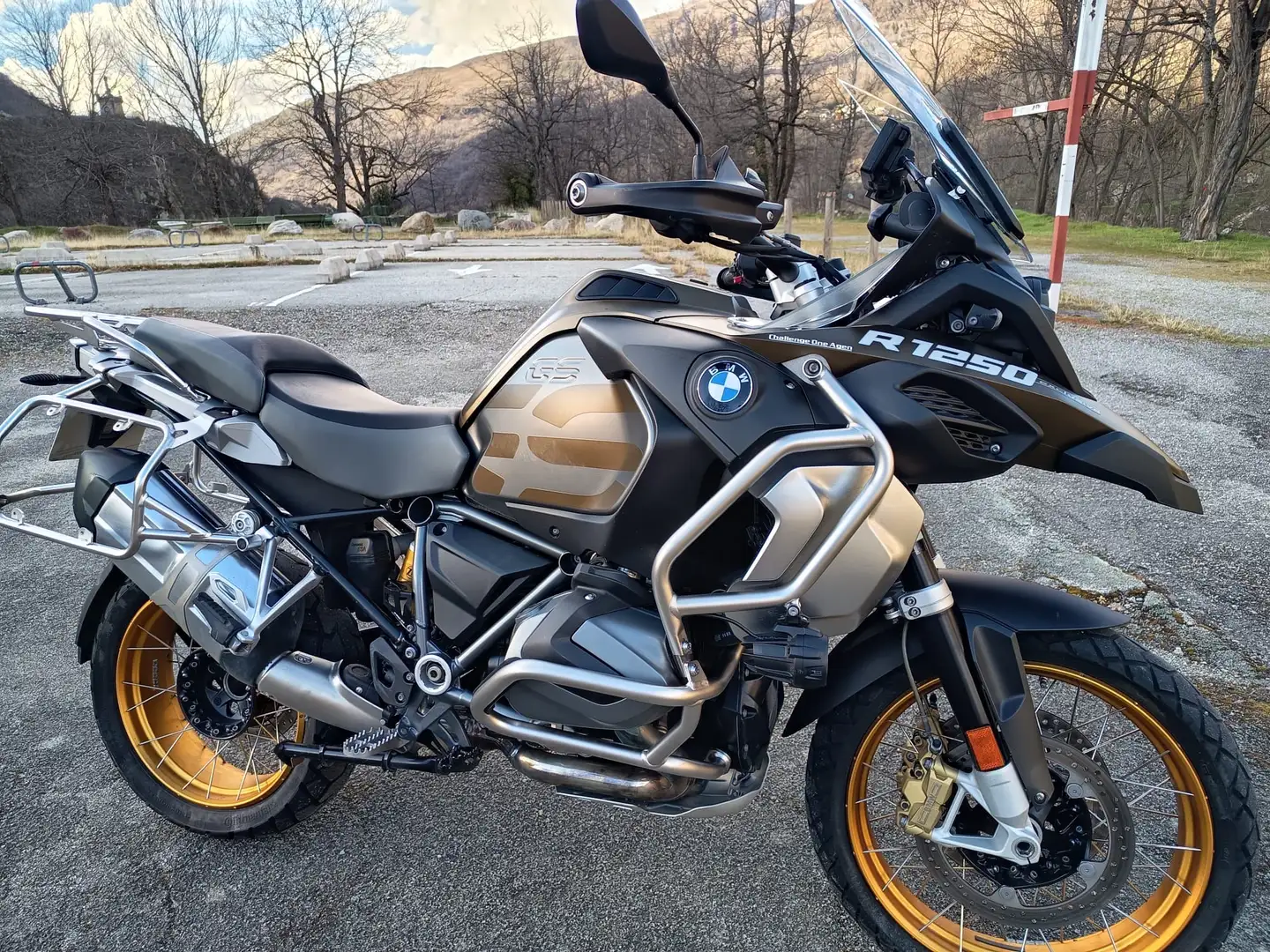BMW R 1250 GS Adventure Noir - 1