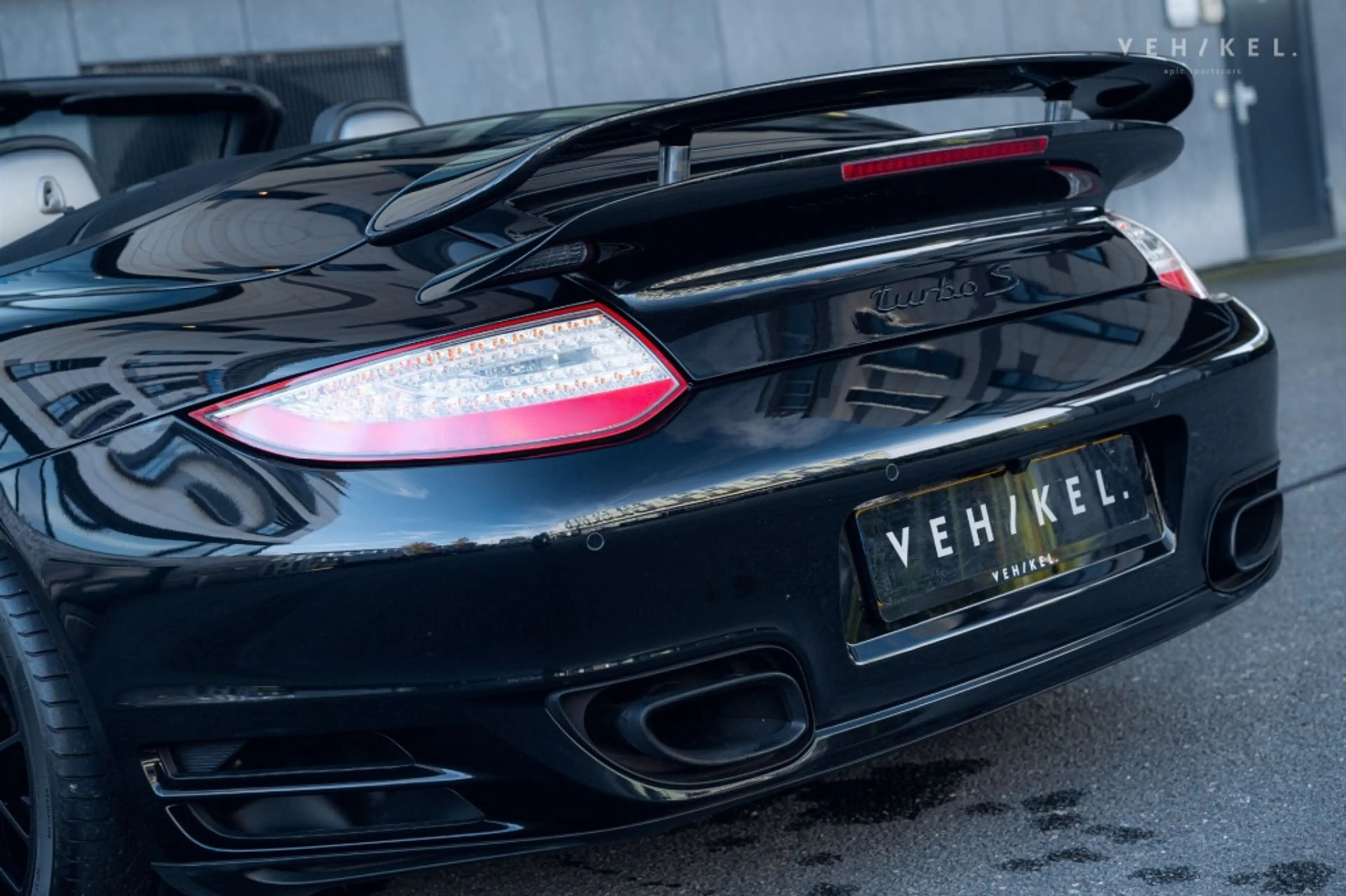 Porsche 997 997.2 - 3.8 TURBO S — photo 35