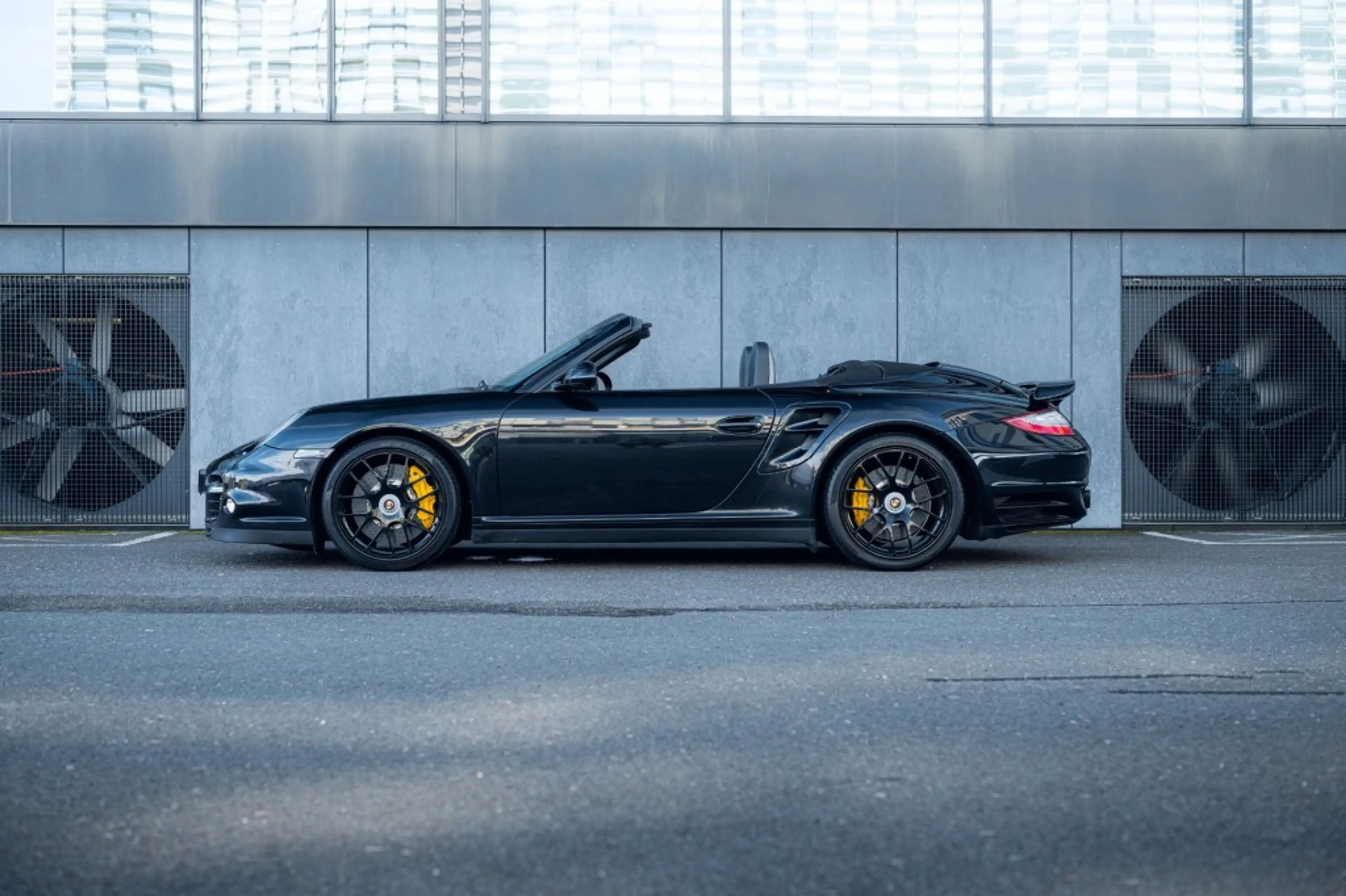 Porsche 997 997.2 - 3.8 TURBO S — photo 16