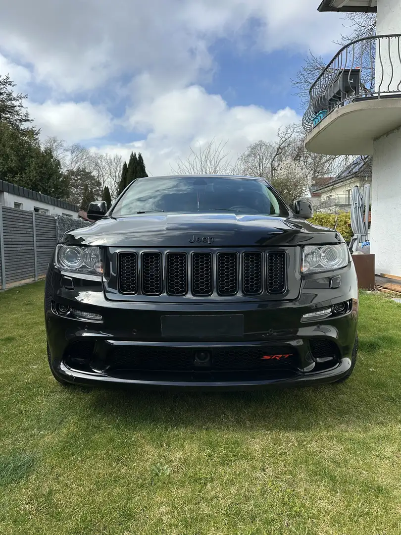 Jeep Grand Cherokee SRT8 - 2