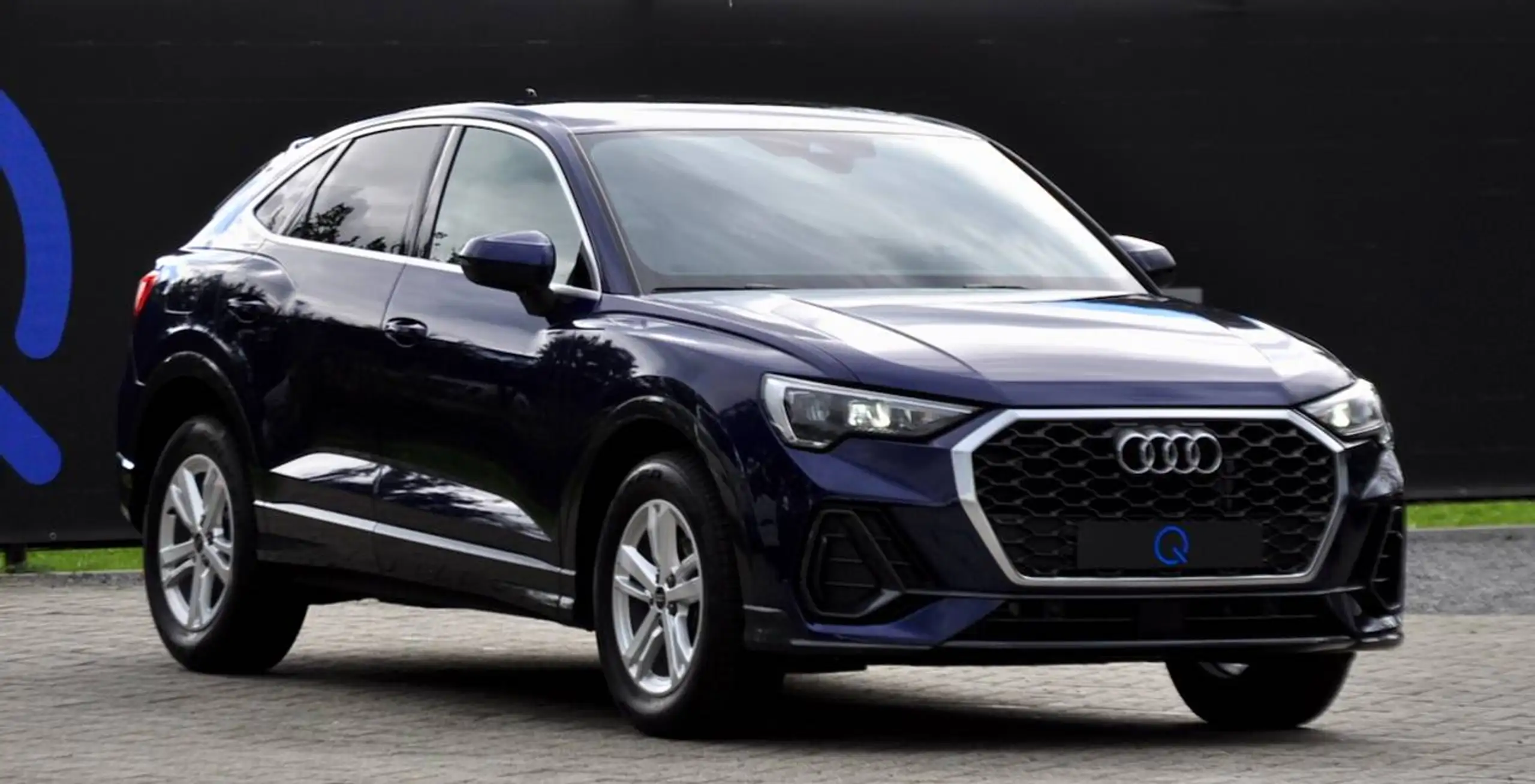 Audi Q3 35 TFSI SPORTBACK CARPLAY ELEKTR KOFFER ADAPTIVE CRUISE CAMERA — 1/15