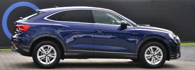 Audi Q3 view 2