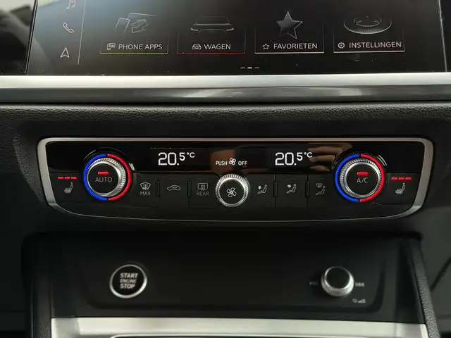 Audi Q3 view 15