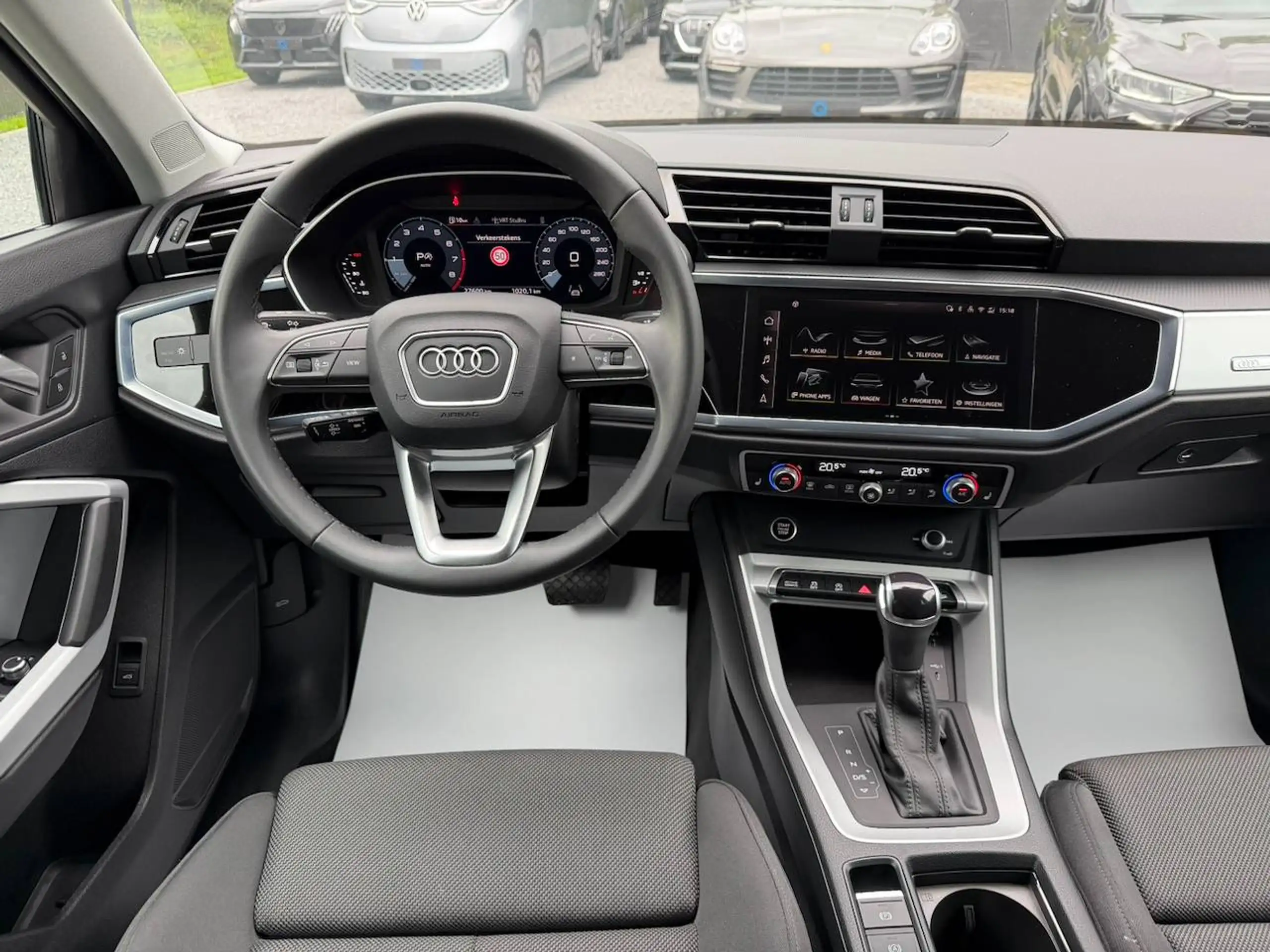 Audi Q3 35 TFSI SPORTBACK CARPLAY ELEKTR KOFFER ADAPTIVE CRUISE CAMERA — 8/15