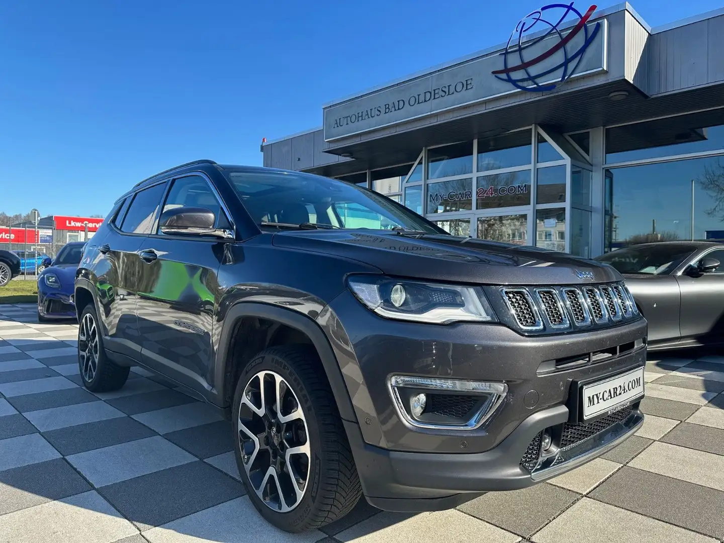 Jeep Compass Limited 4WD +Pano+AHK+Kamera+Navi+ACC Gris - 1