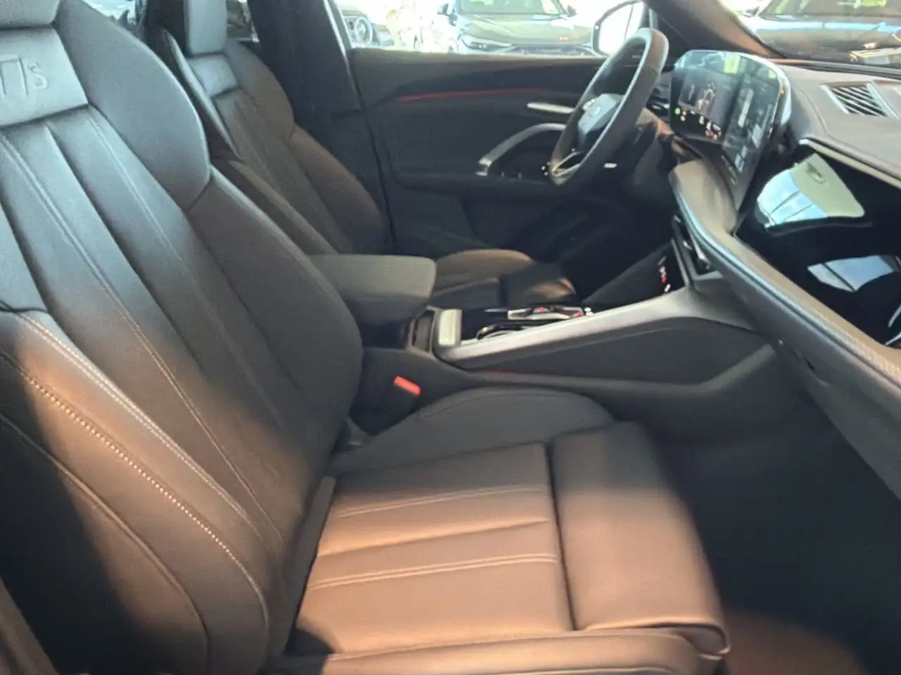 Audi Q5 снимка Audi Q5