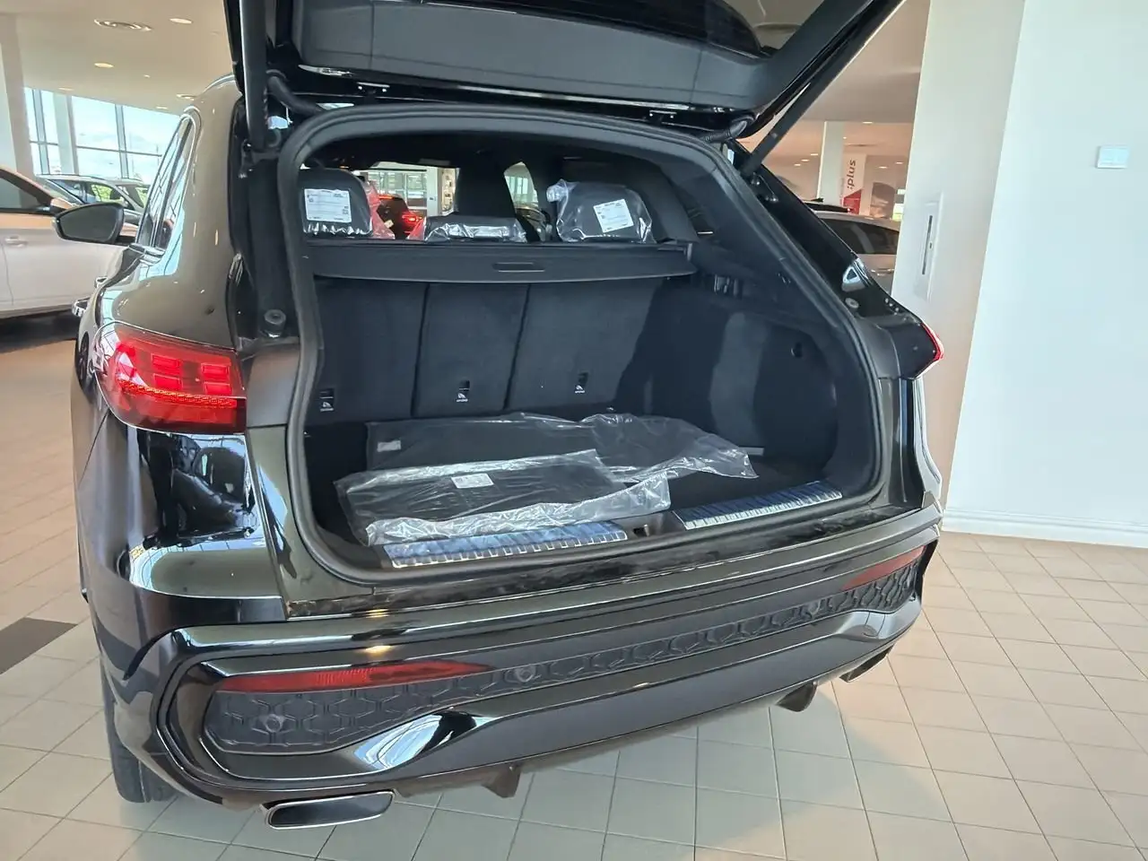 Audi Q5 снимка Audi Q5