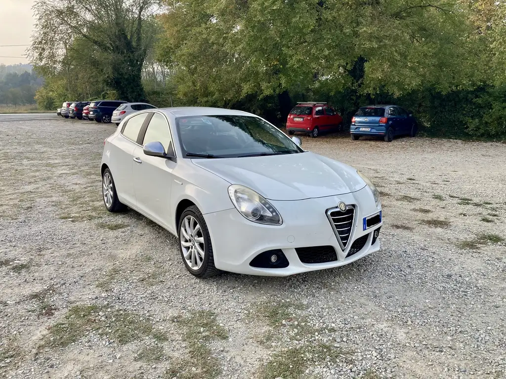 Alfa Romeo Giulietta 2013 из Европы — купить под ключ