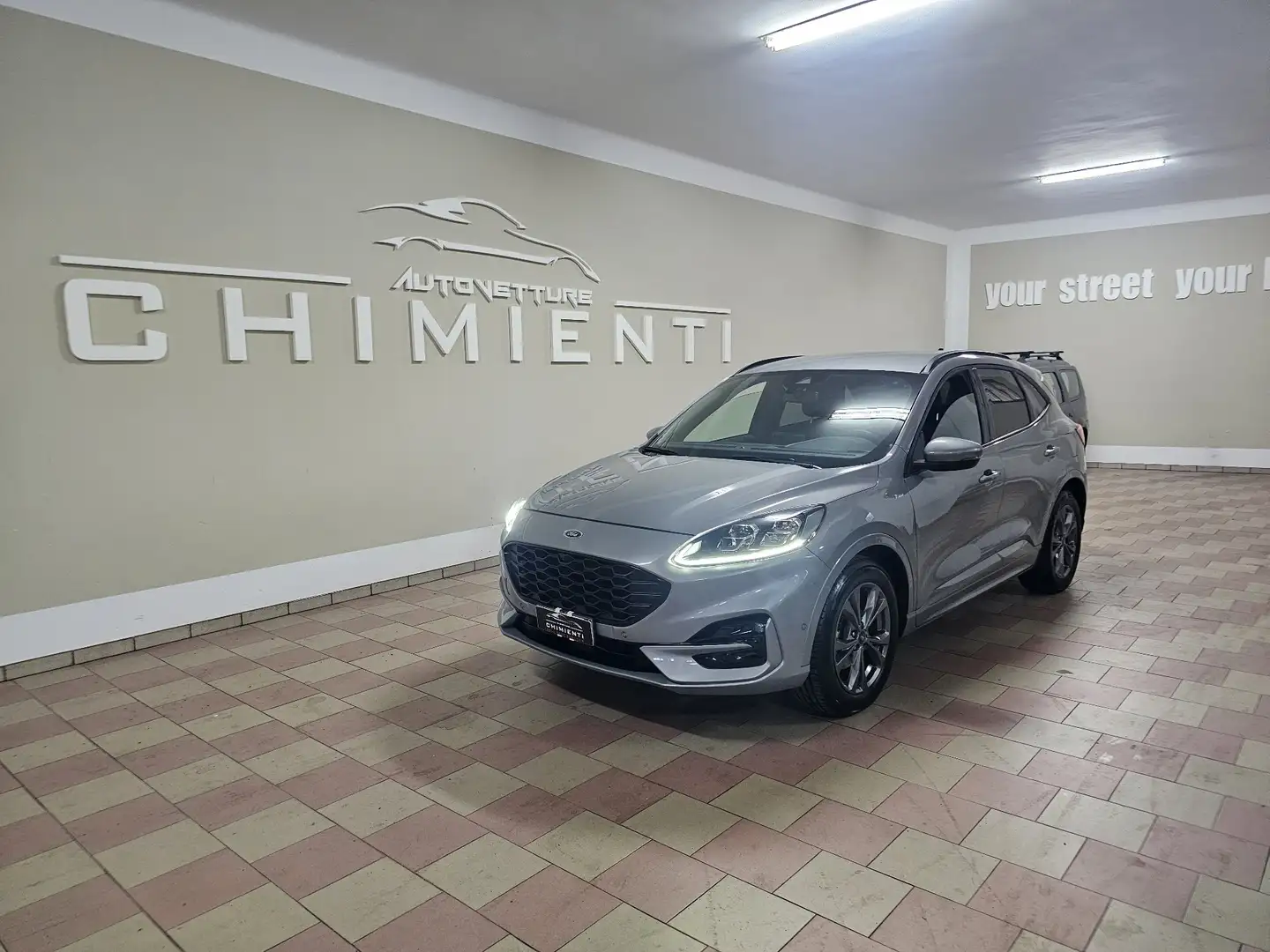 Ford Kuga Kuga III 2020 1.5 ecoblue ST-Line X 2wd 120cv auto Grigio - 2