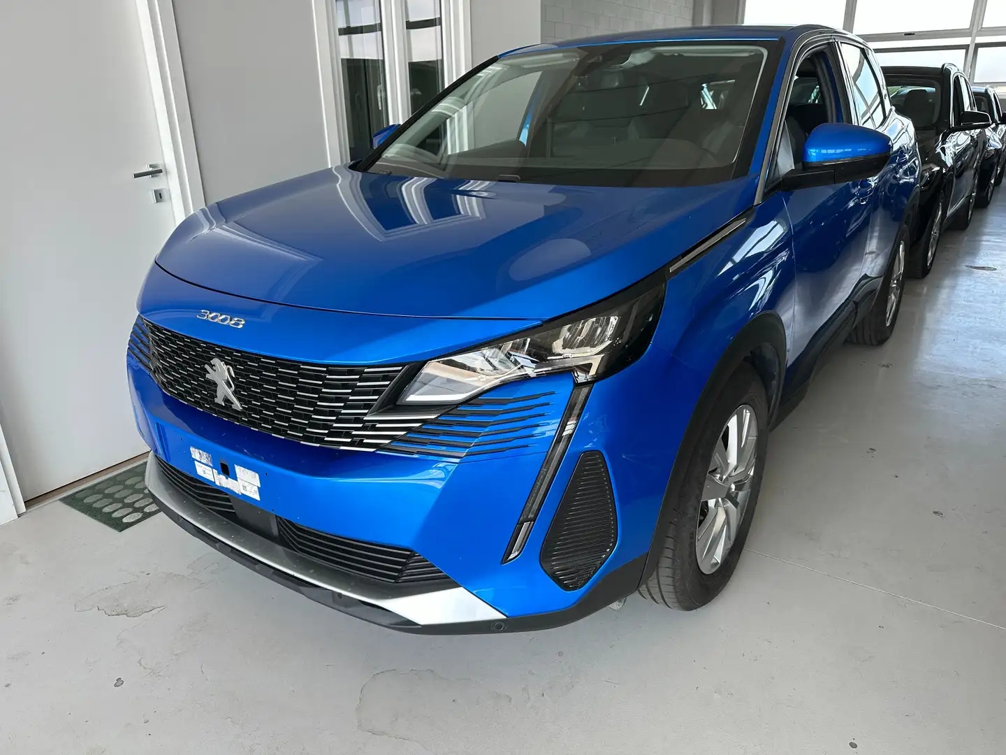 Peugeot 3008 1.5 BlueHDi Active Business S&S 130CV EAT8 Blauw - 1